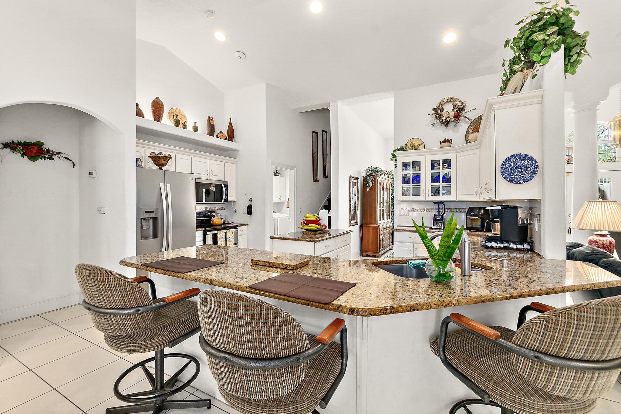 Image 39 of 66 For 47 Kathleen Trl