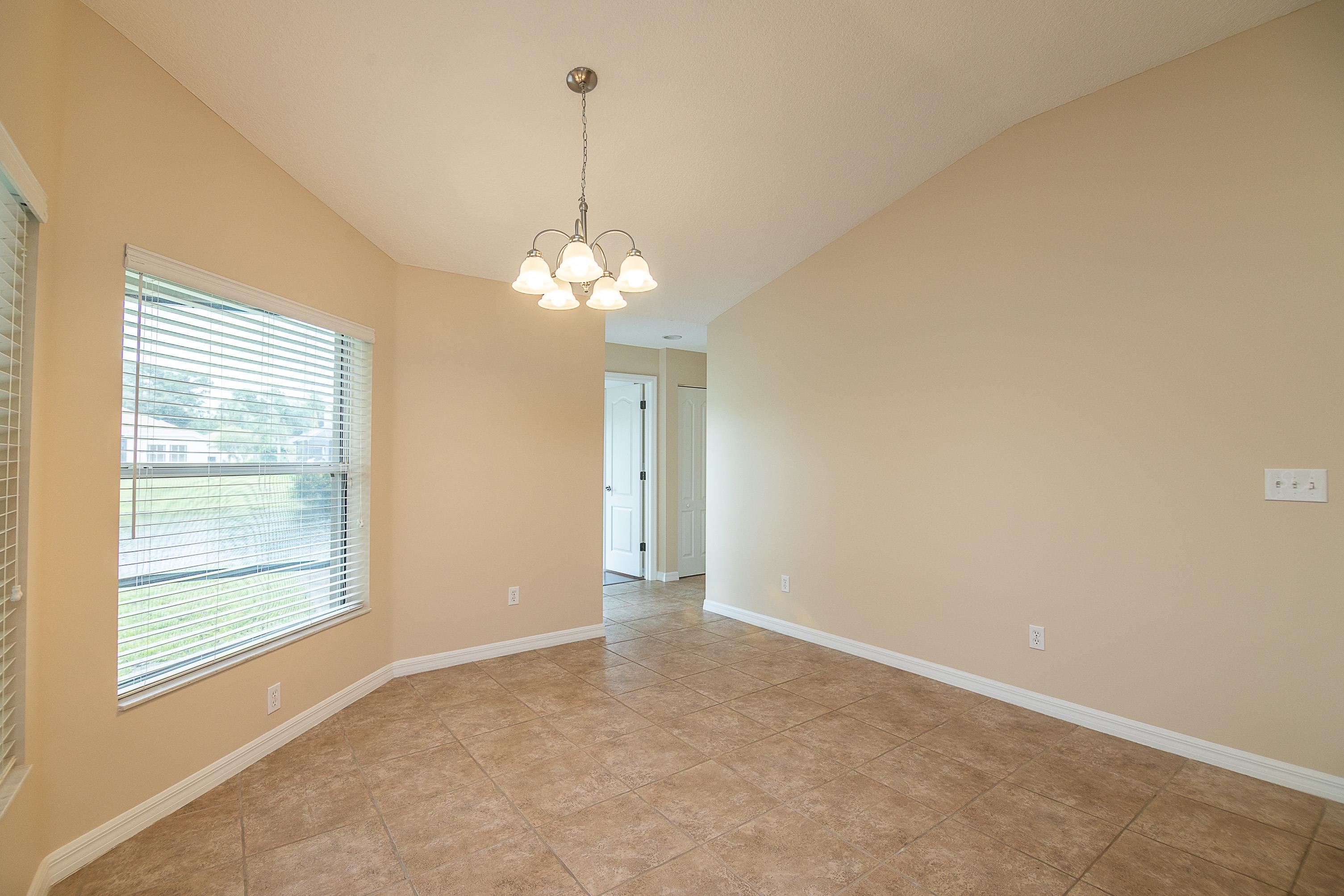 Image 12 of 51 For 734 Needle Grass Dr.
