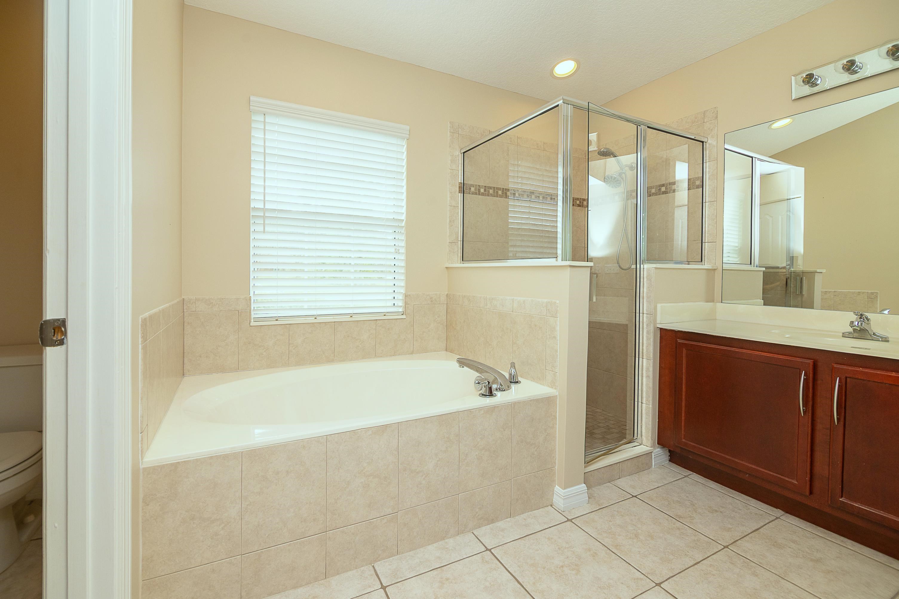 Image 31 of 51 For 734 Needle Grass Dr.