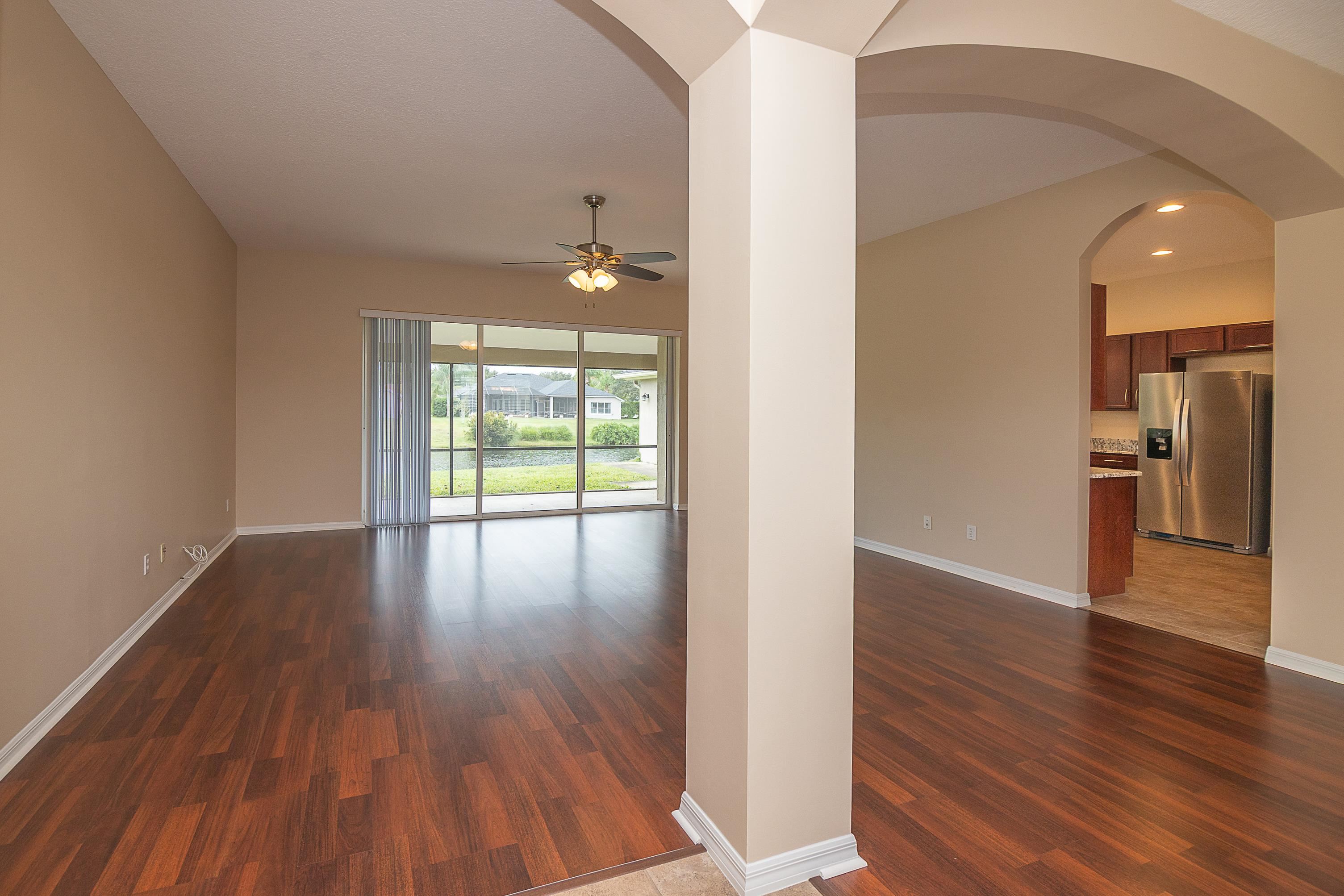 Image 4 of 51 For 734 Needle Grass Dr.