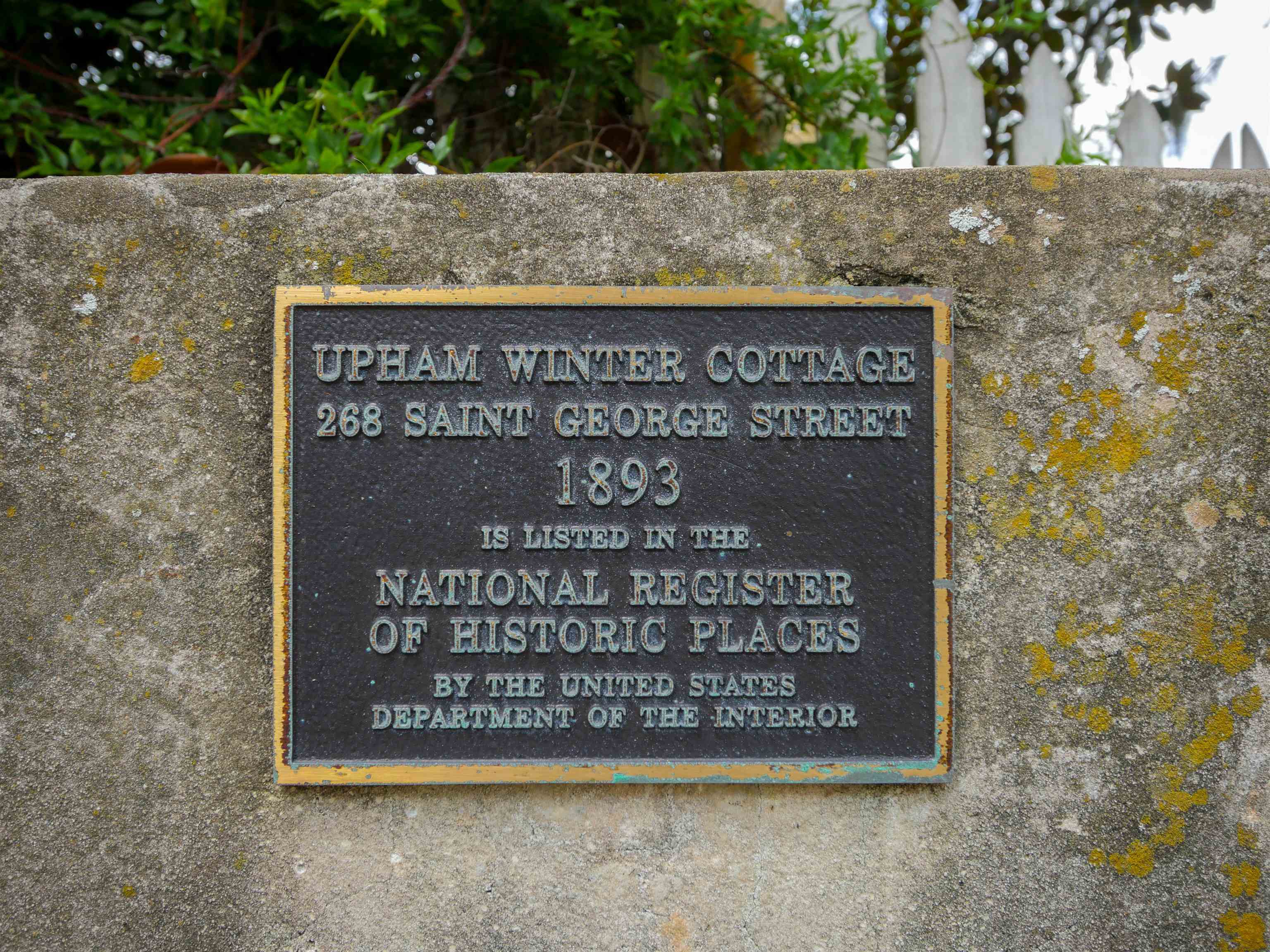 Image 5 of 72 For 268 St. George St.
