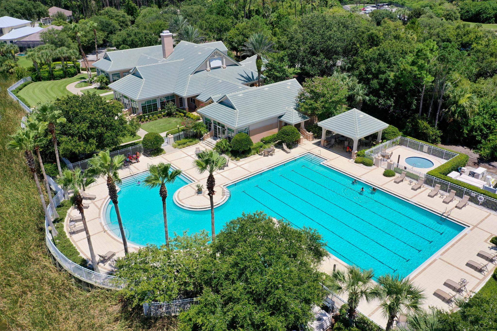 Image 21 of 44 For 284 Riverwalk Dr S