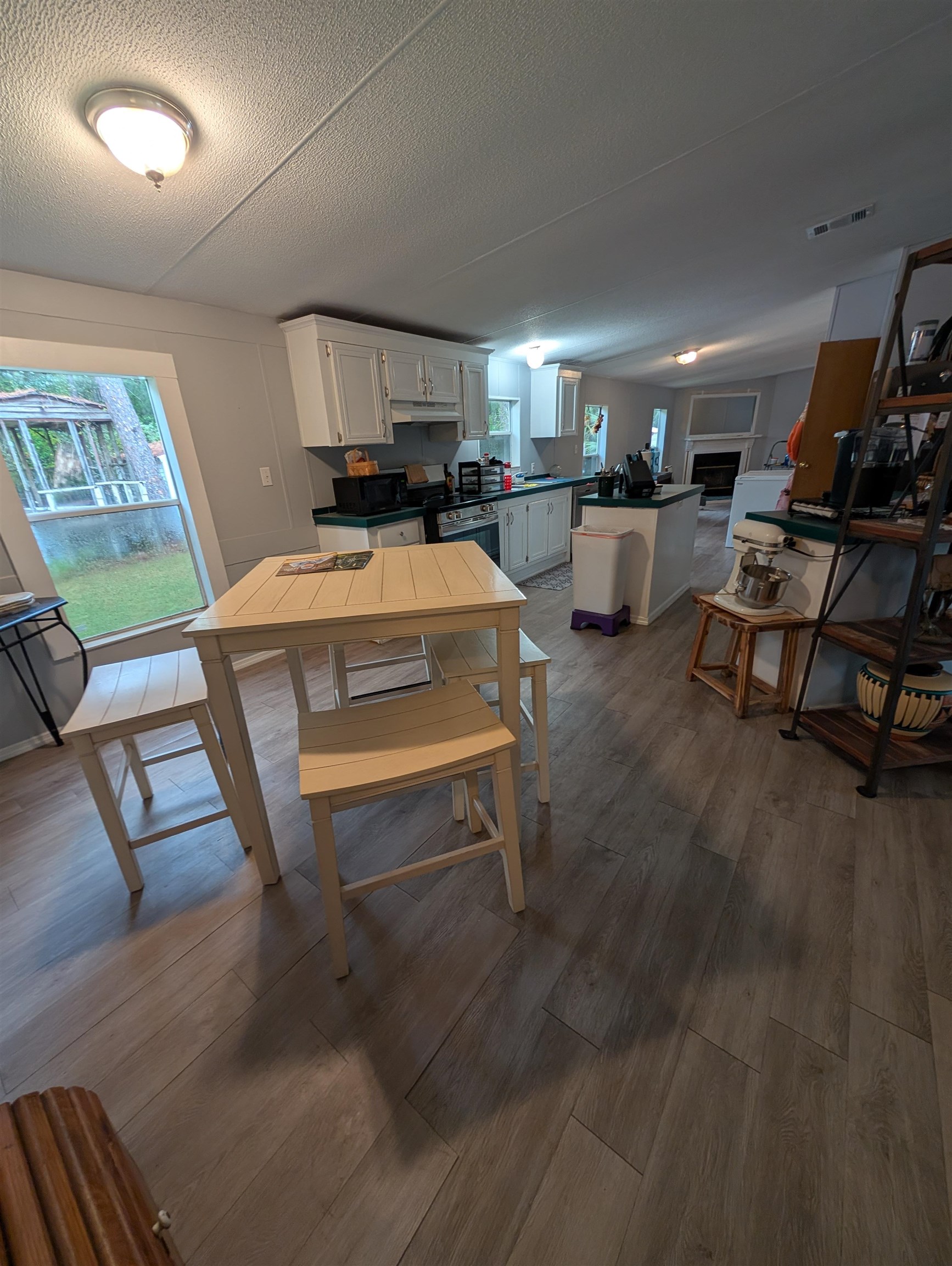Image 4 of 19 For 1751 Neal Road