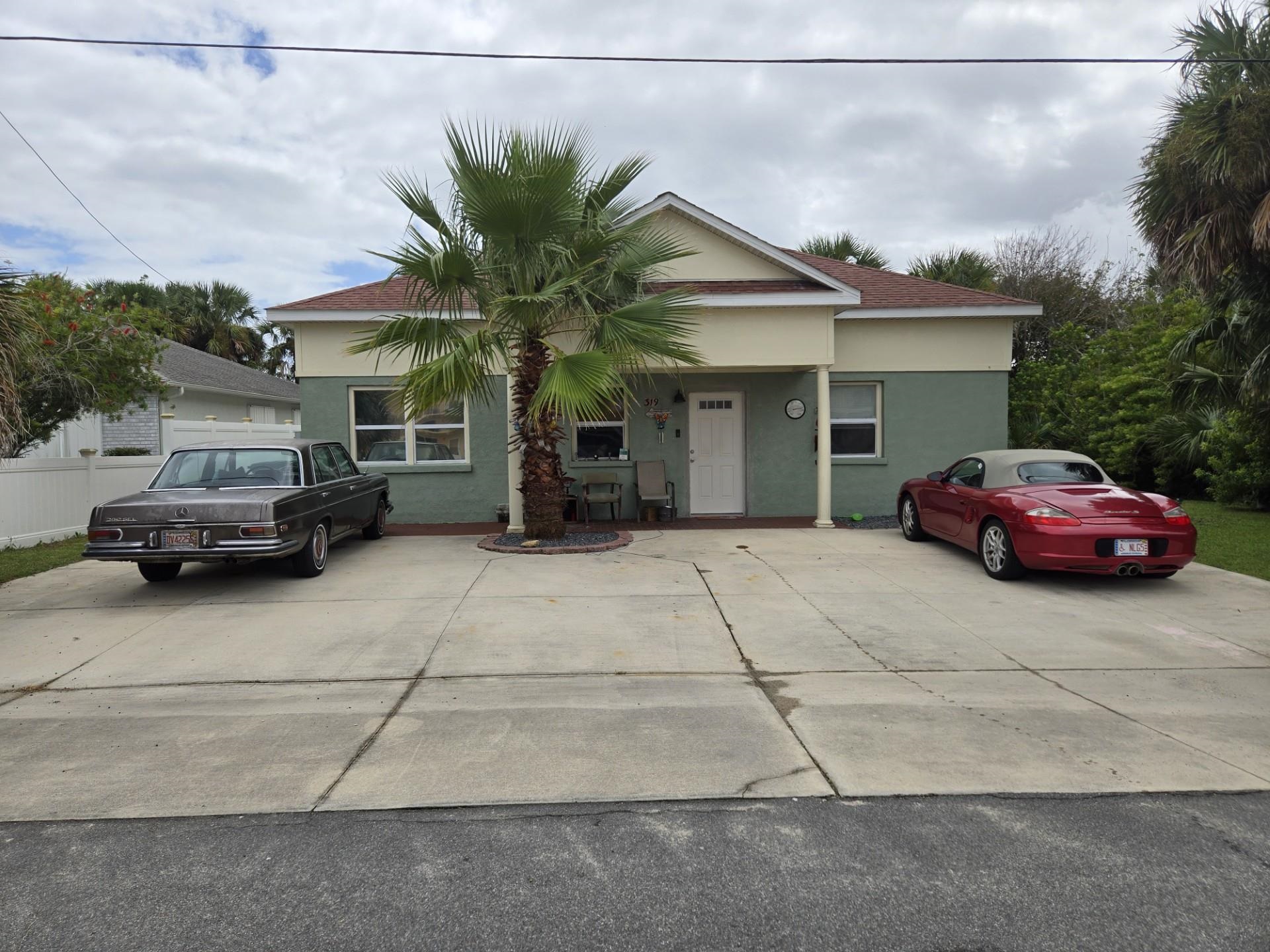 Image 2 of 13 For 319 3rd Street N