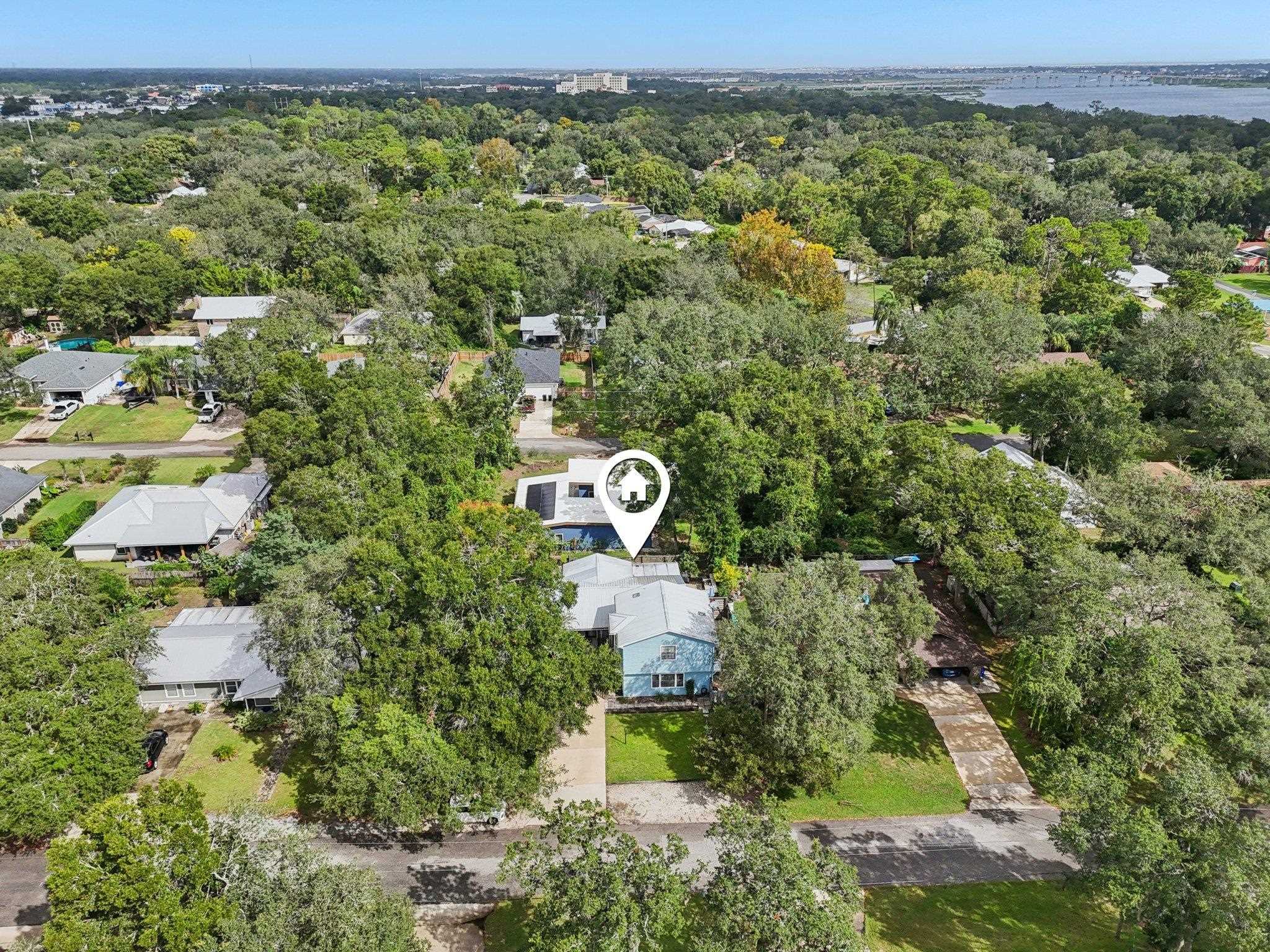 Image 2 of 75 For 133 Pelican Rd + Adu