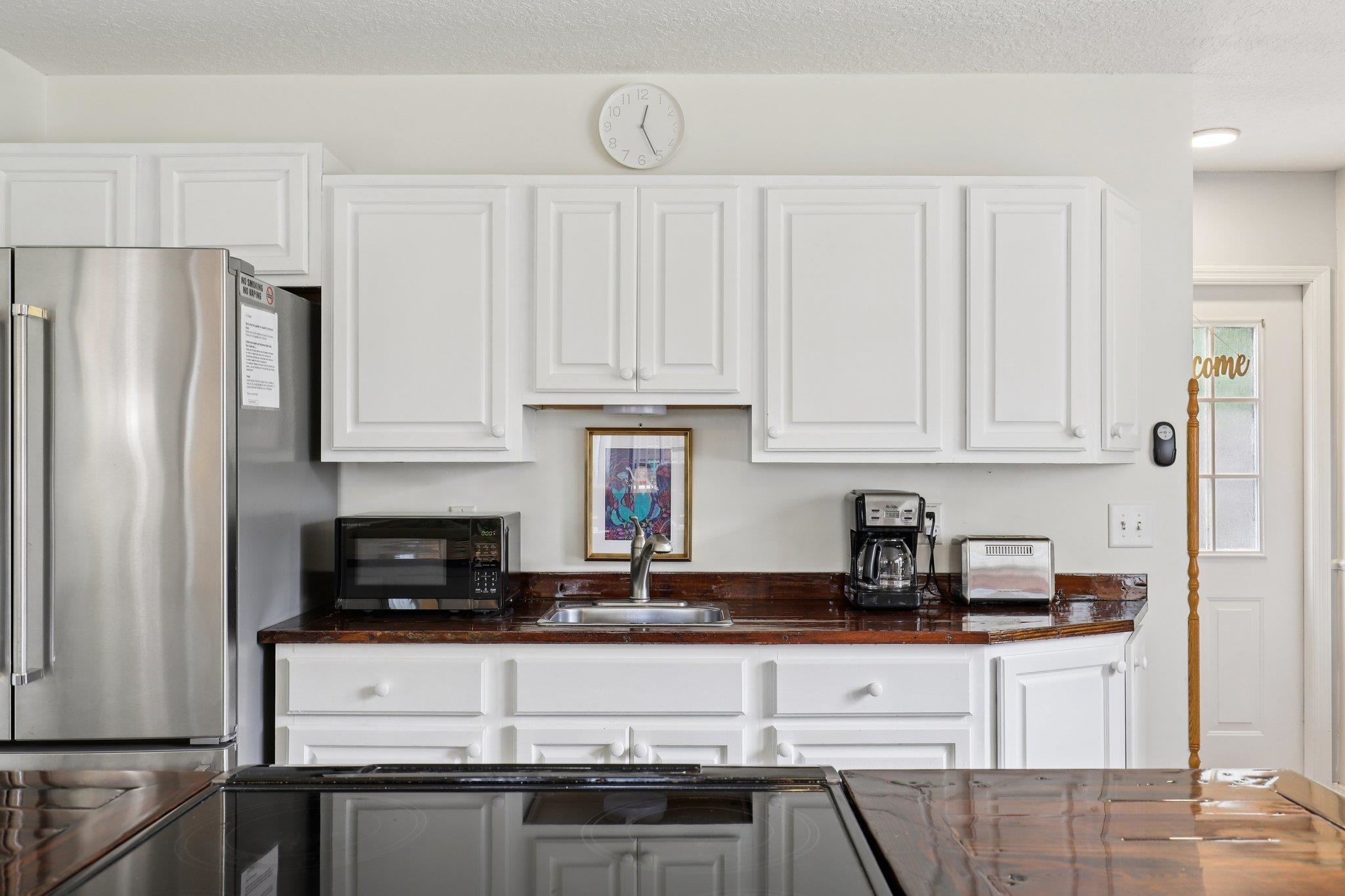 Image 42 of 75 For 133 Pelican Rd + Adu