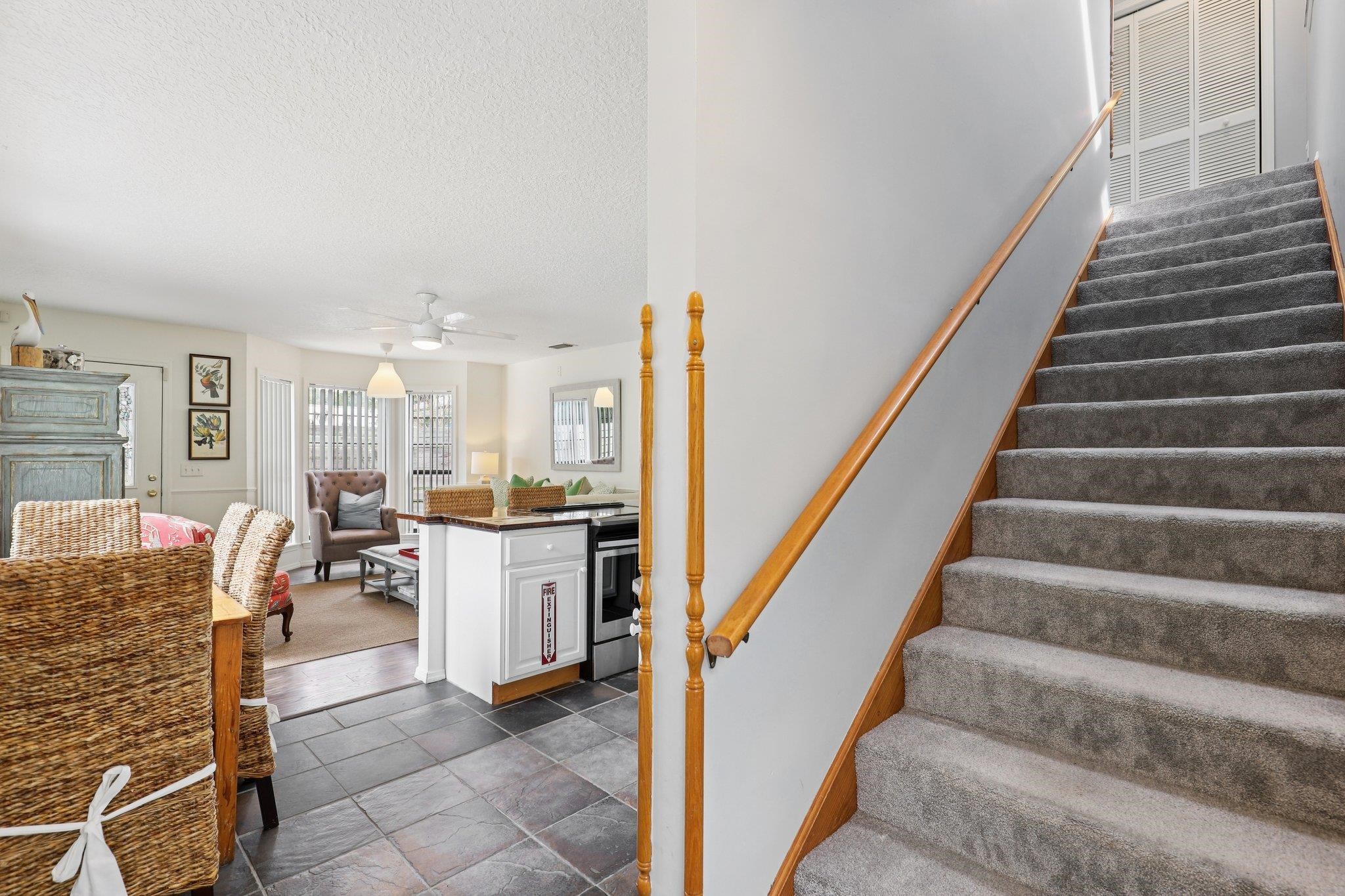 Image 45 of 75 For 133 Pelican Rd + Adu