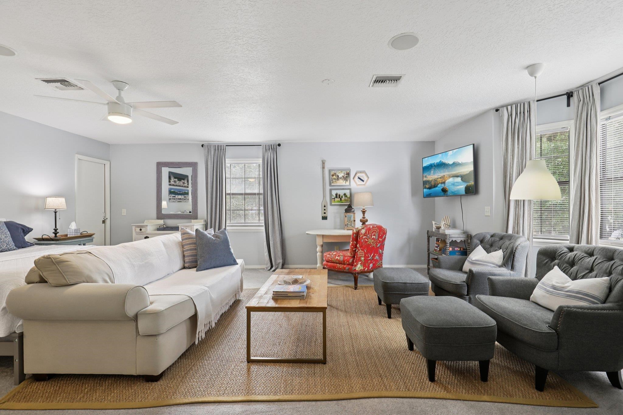 Image 48 of 75 For 133 Pelican Rd + Adu