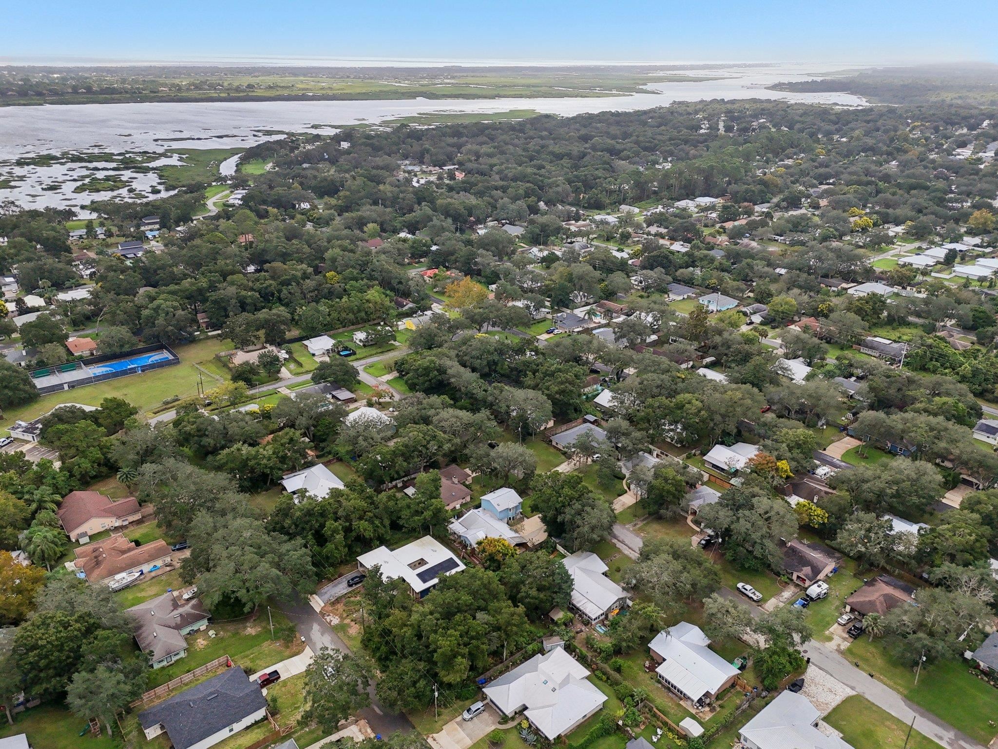 Image 60 of 75 For 133 Pelican Rd + Adu