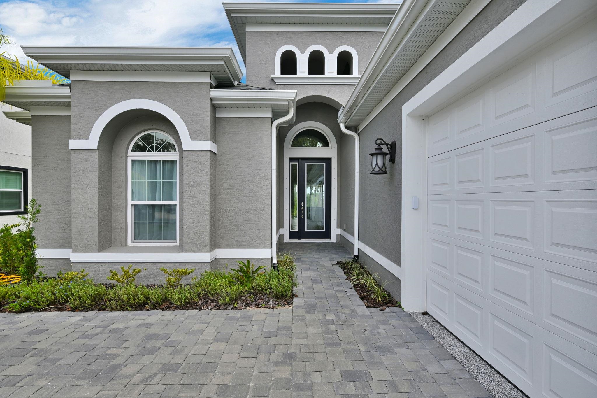Image 3 of 97 For 45 Riverwalk Dr S