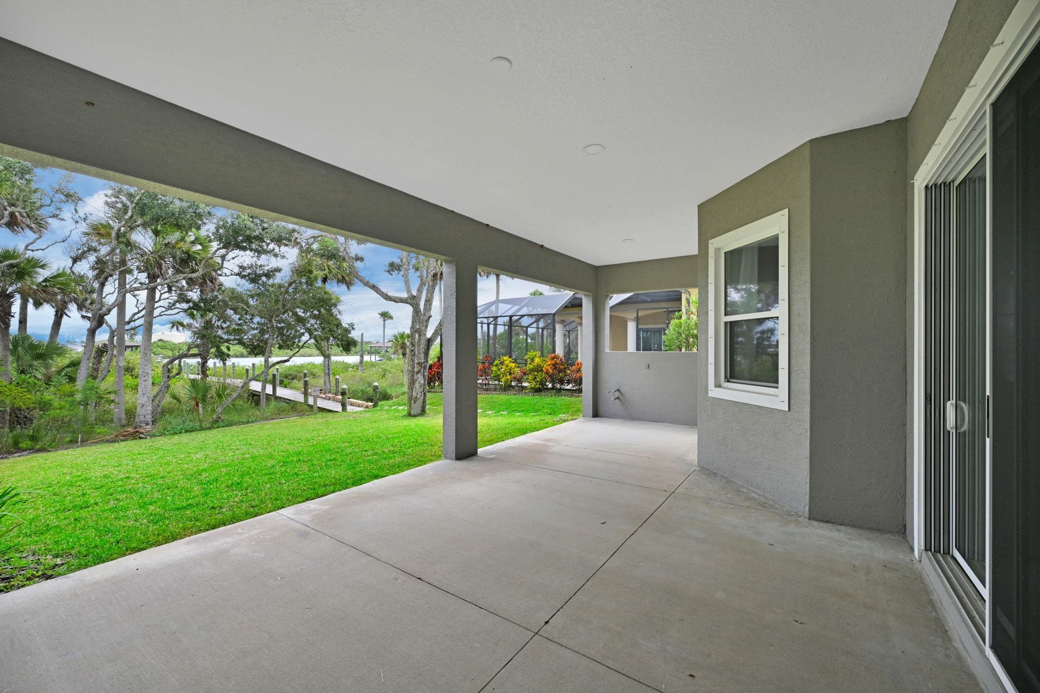 Image 46 of 97 For 45 Riverwalk Dr S
