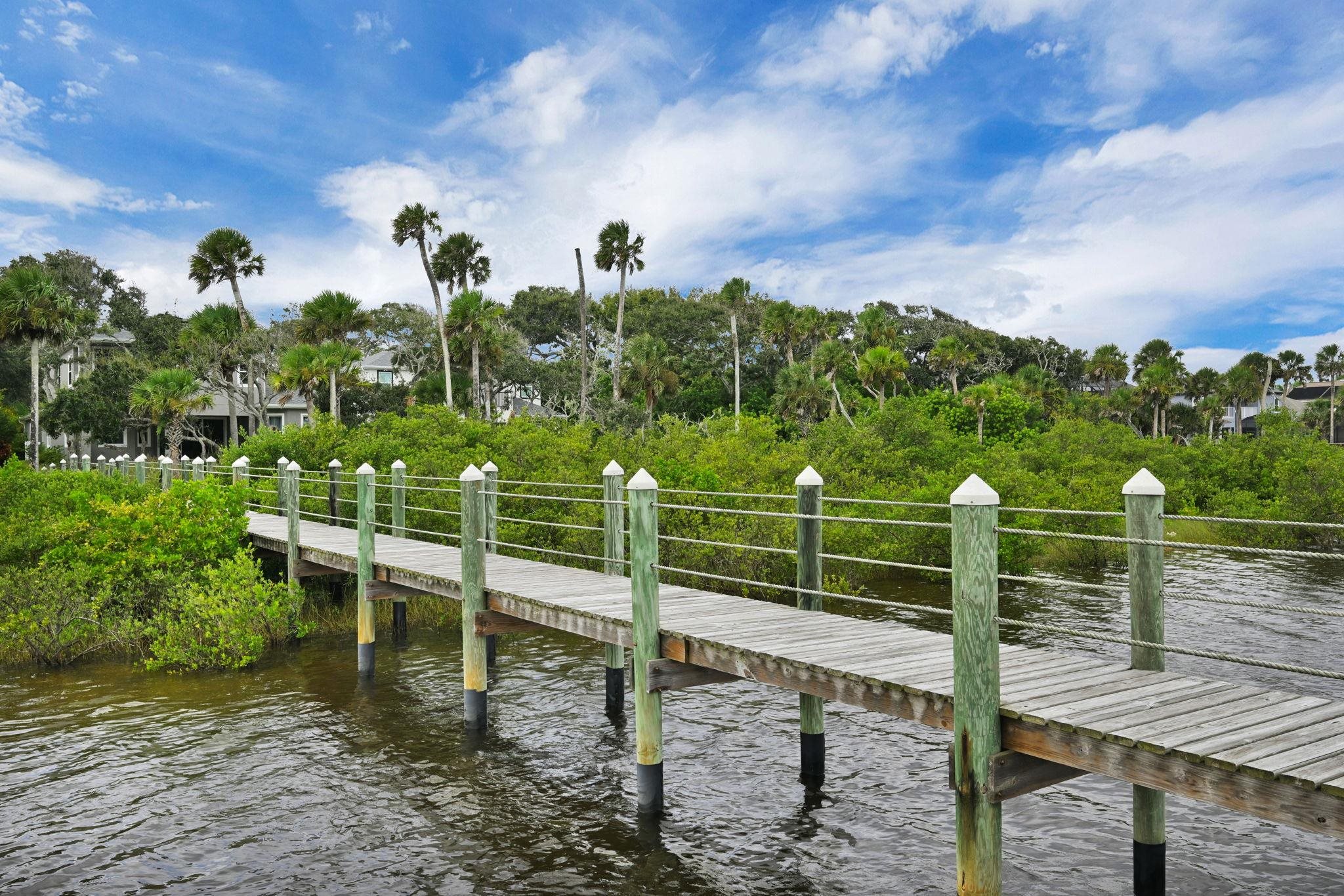 Image 58 of 97 For 45 Riverwalk Dr S