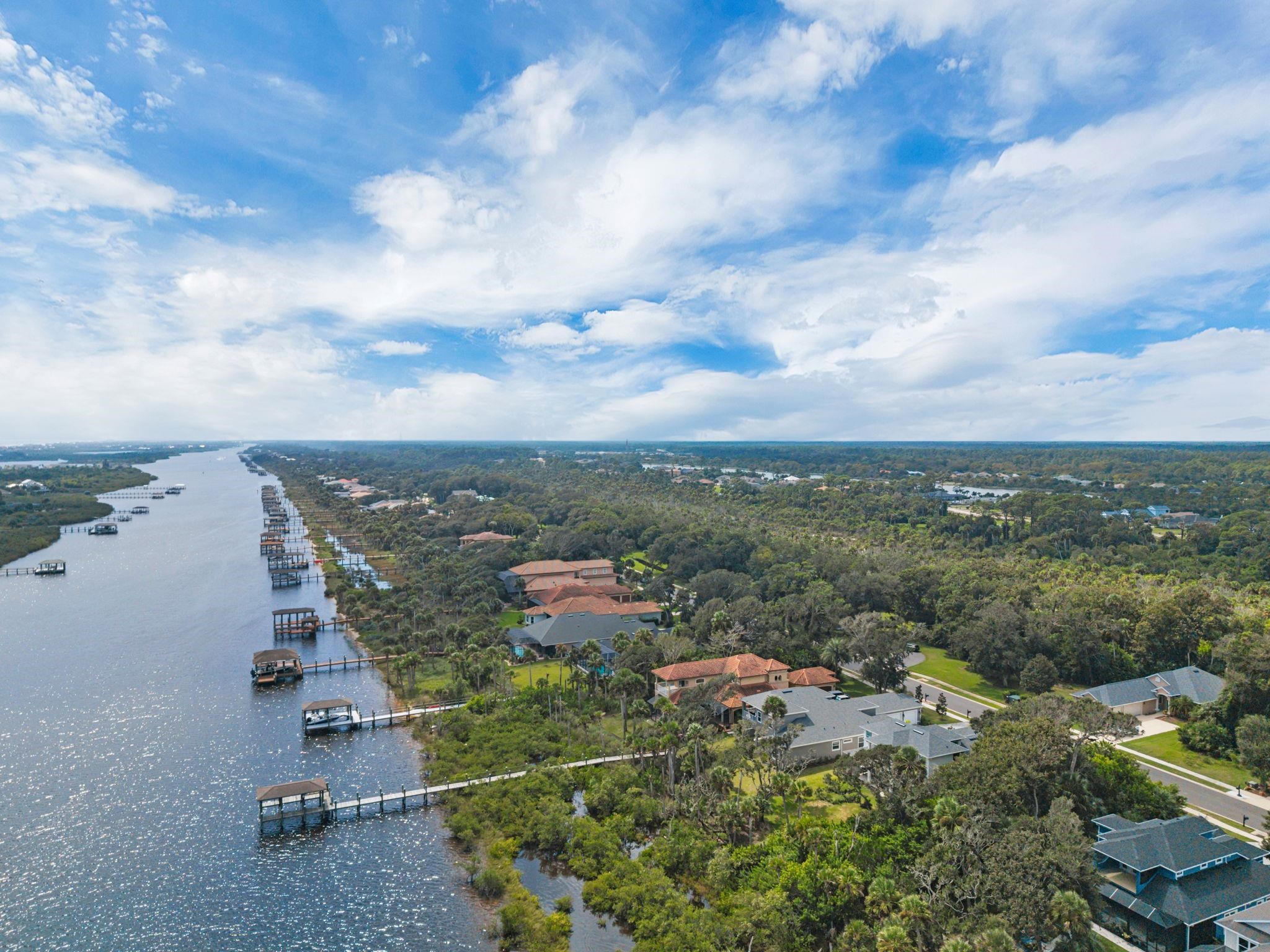 Image 70 of 97 For 45 Riverwalk Dr S