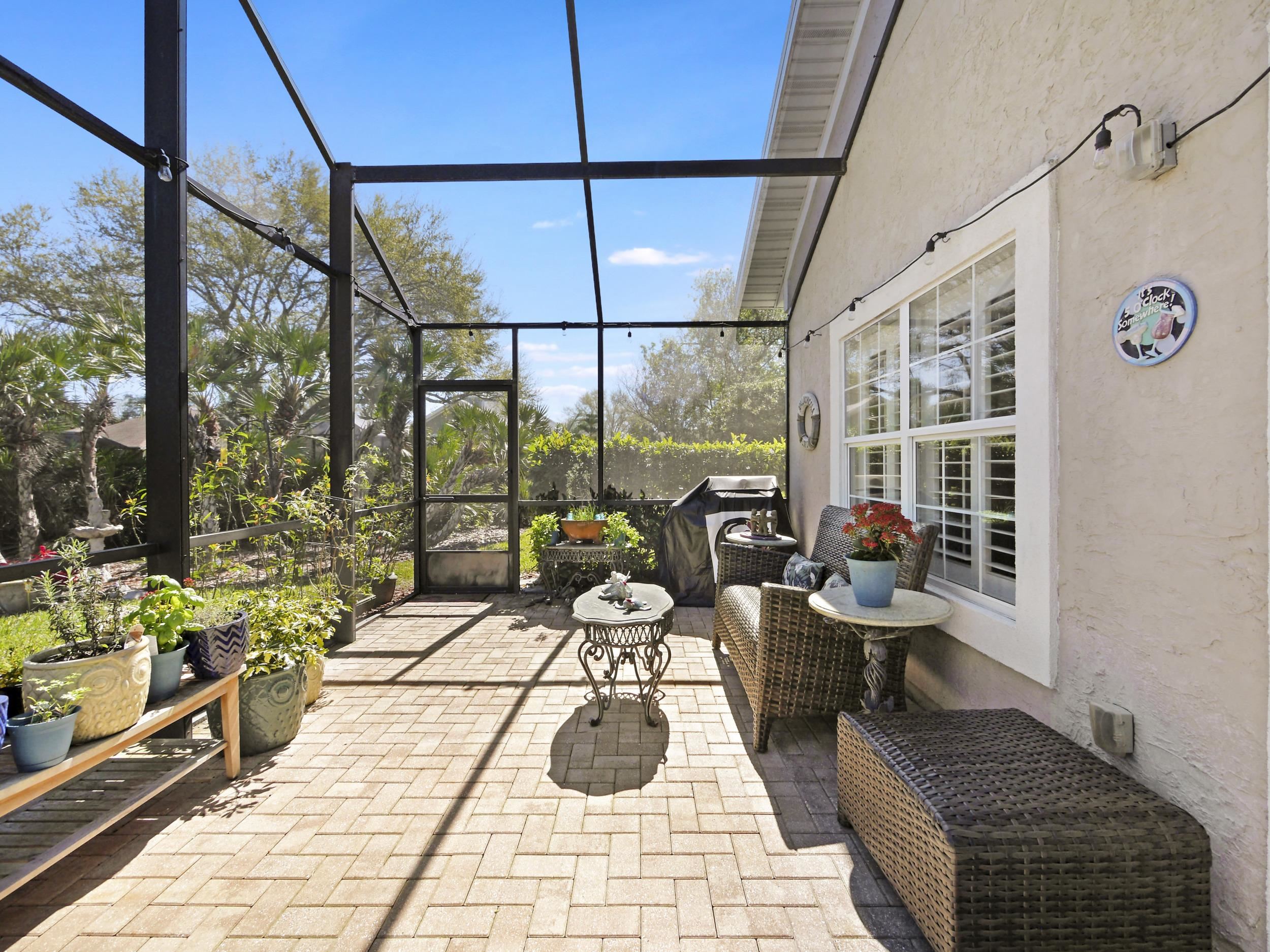 Image 27 of 33 For 804 Doral Ct