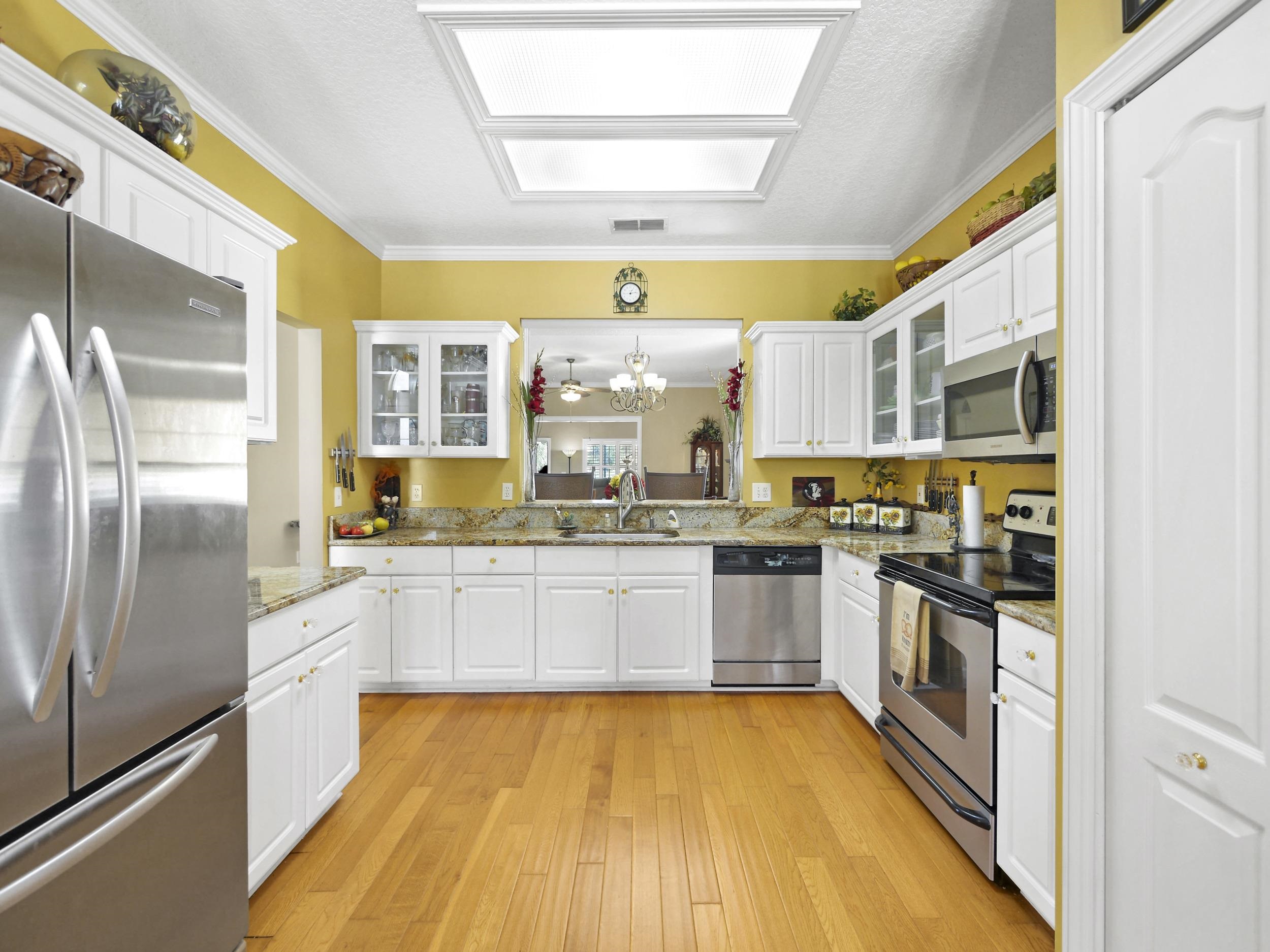 Image 8 of 33 For 804 Doral Ct