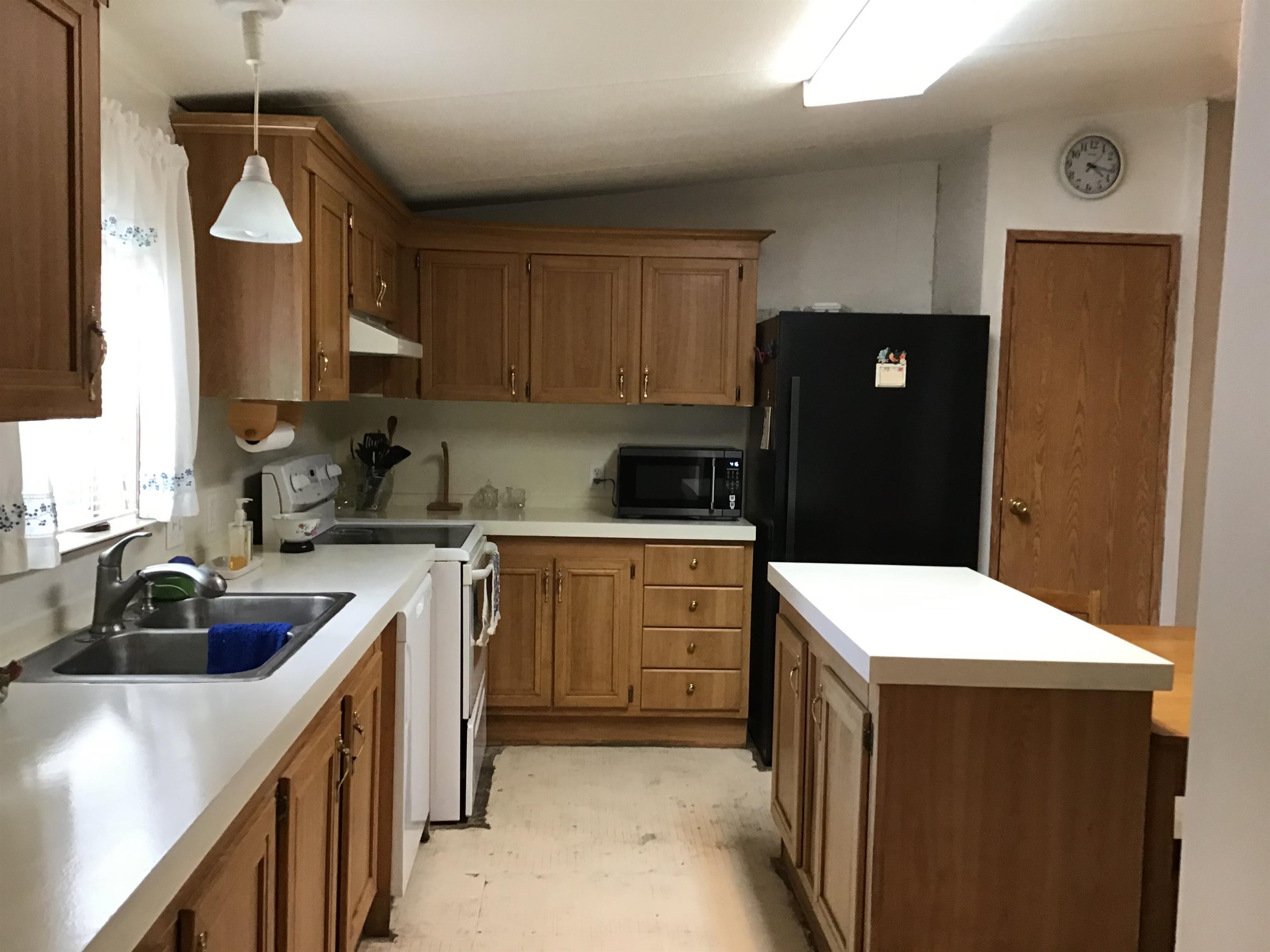 Image 12 of 17 For 4400 Florence St