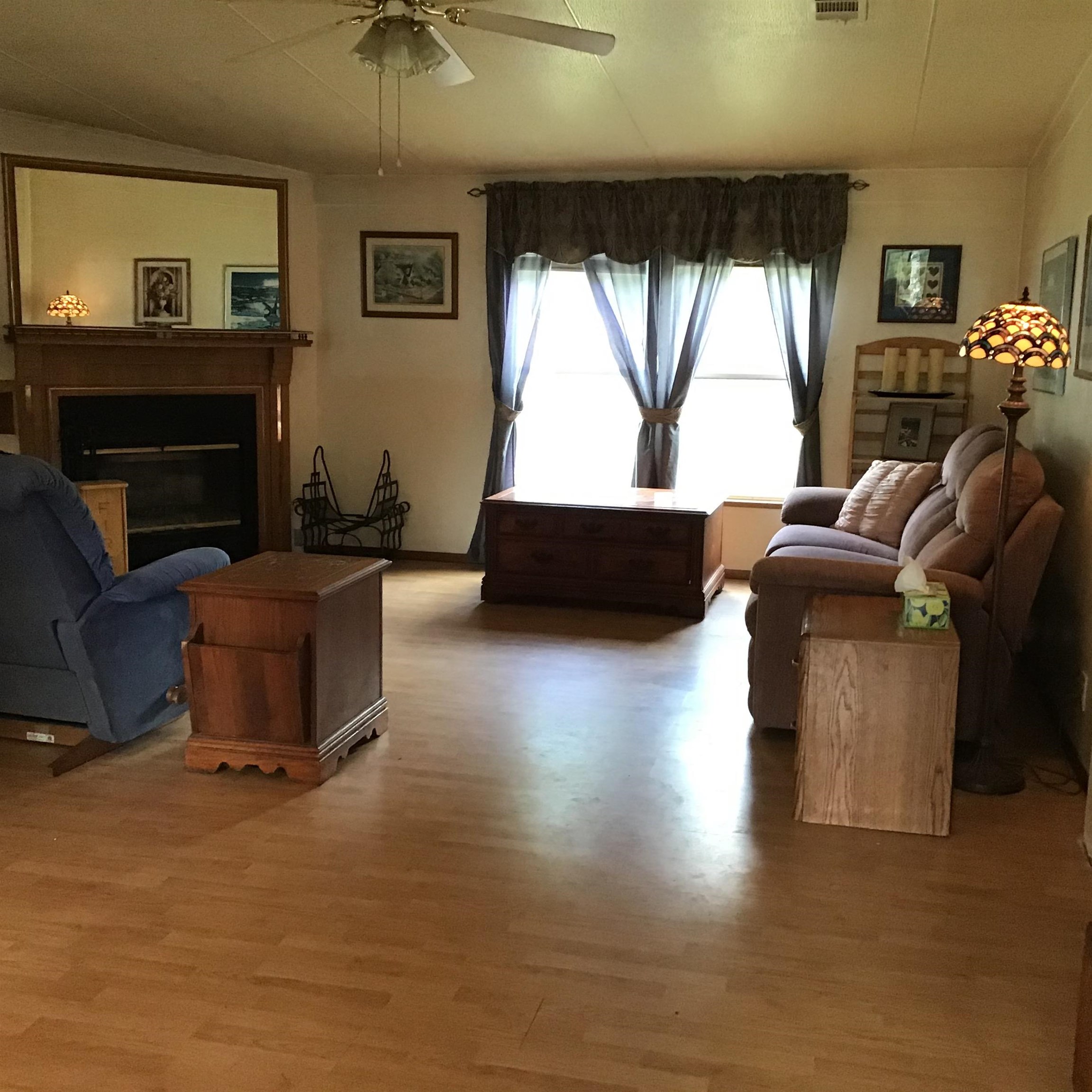 Image 8 of 17 For 4400 Florence St