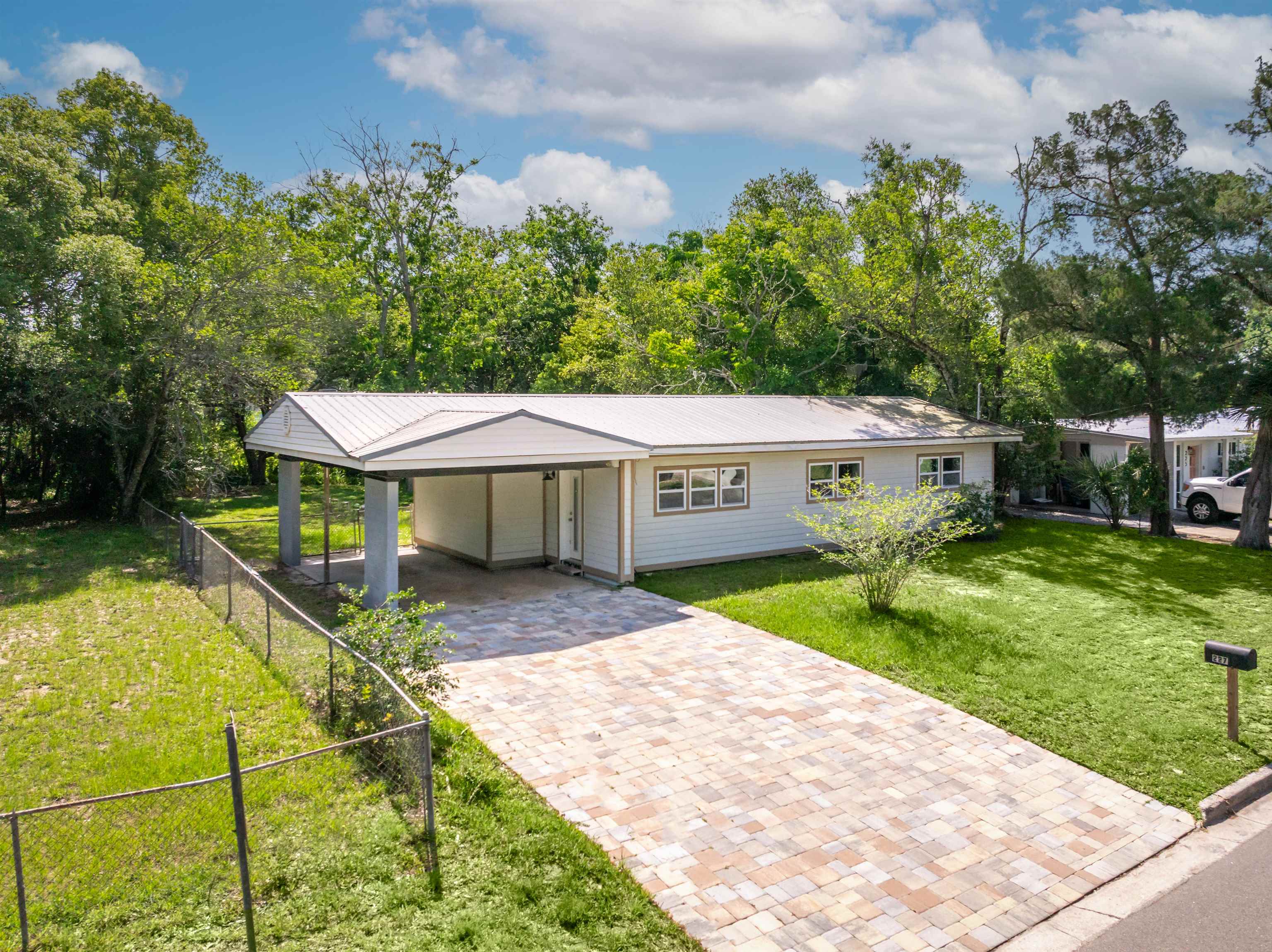 Details for 227 Whitney Street N, St Augustine, FL 32084