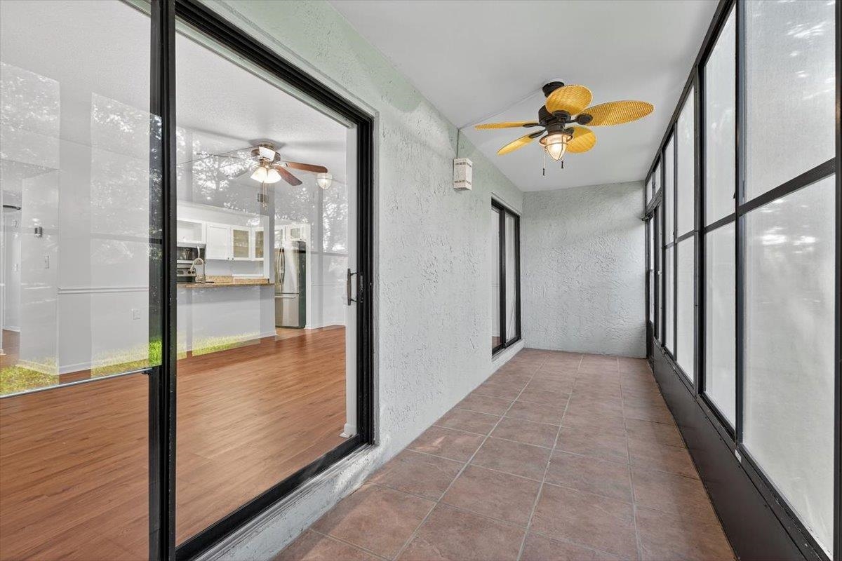 Image 21 of 31 For 19 Alcira Ct