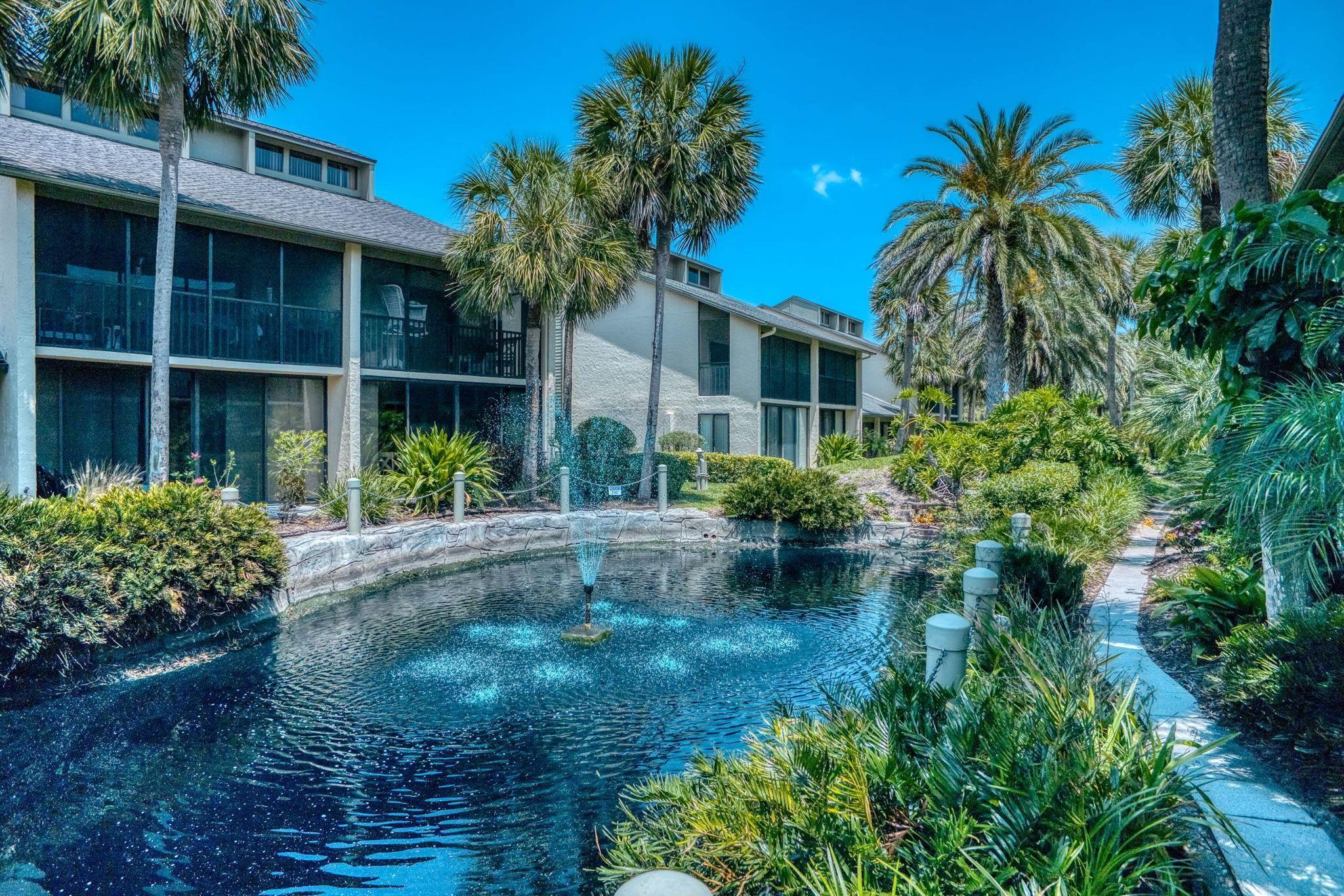 Image 13 of 42 For 66 Village Las Palmas Cir