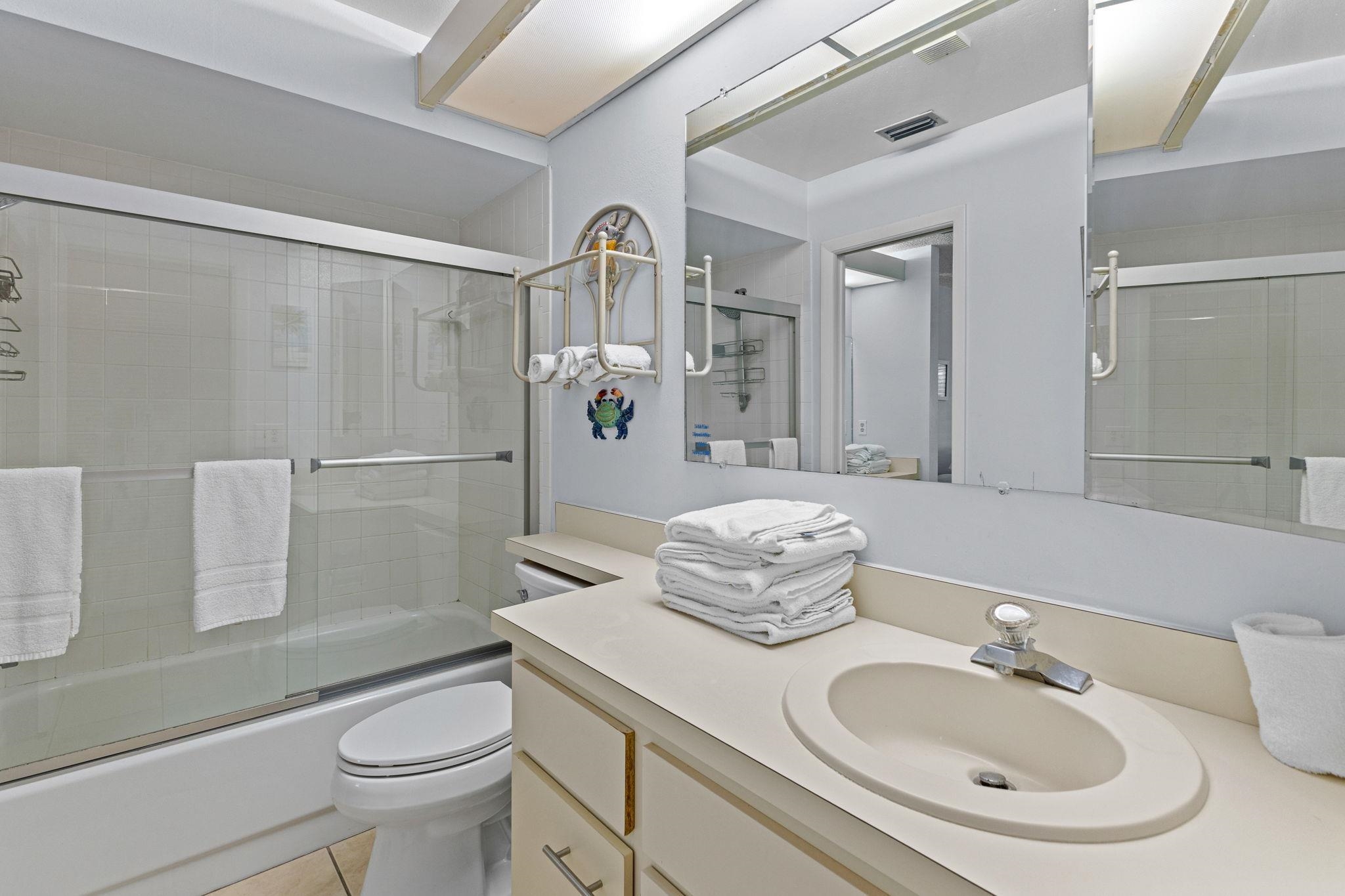 Image 19 of 42 For 66 Village Las Palmas Cir