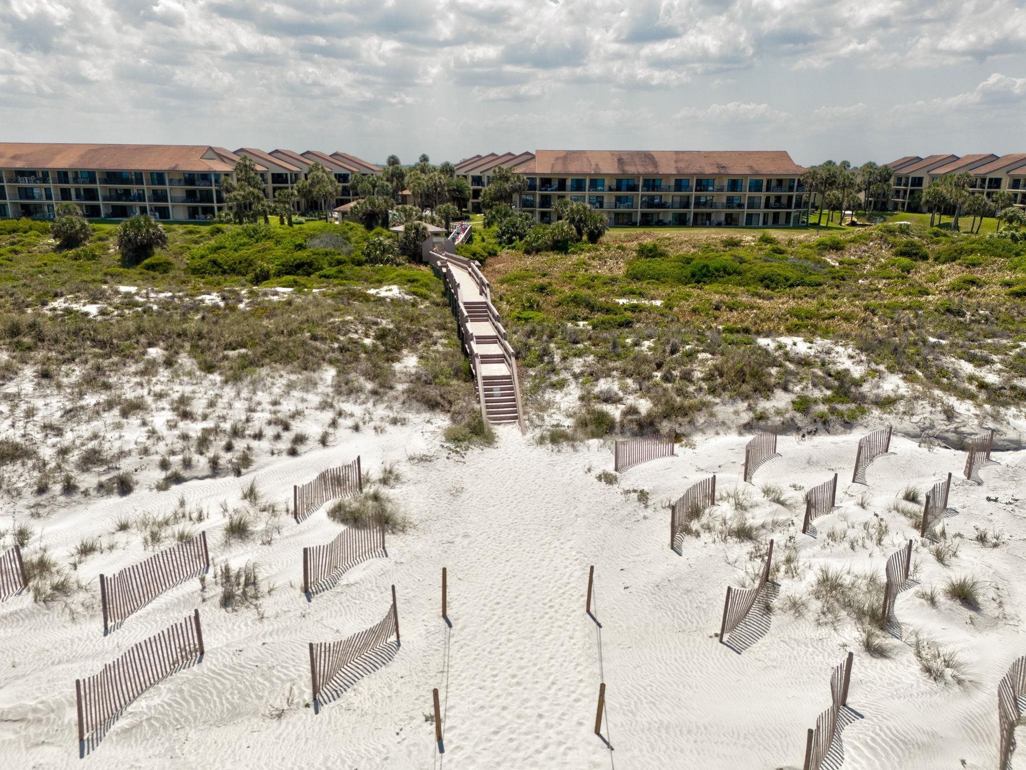 Image 38 of 42 For 66 Village Las Palmas Cir