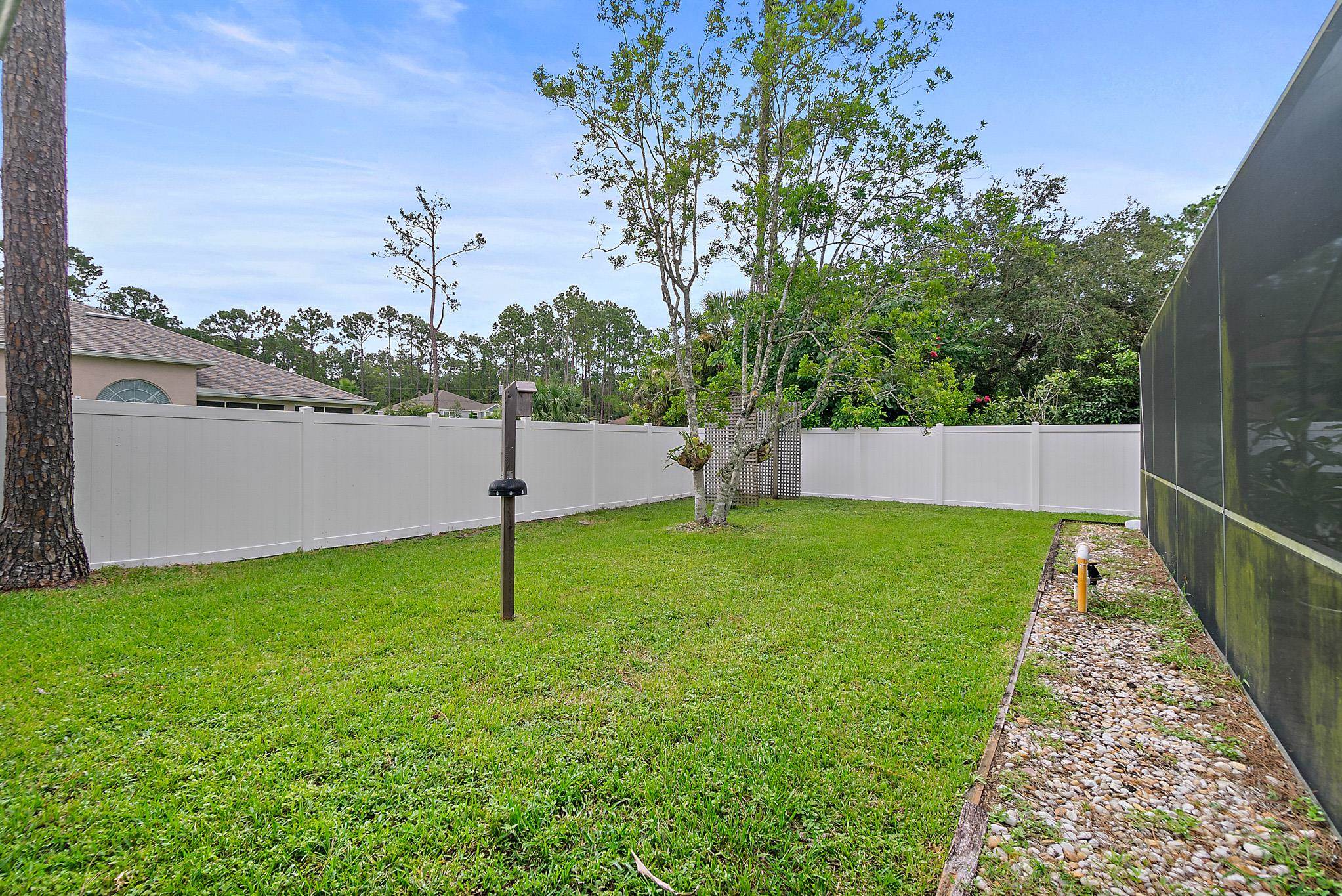 Image 10 of 47 For 43 Llewellyn Trl