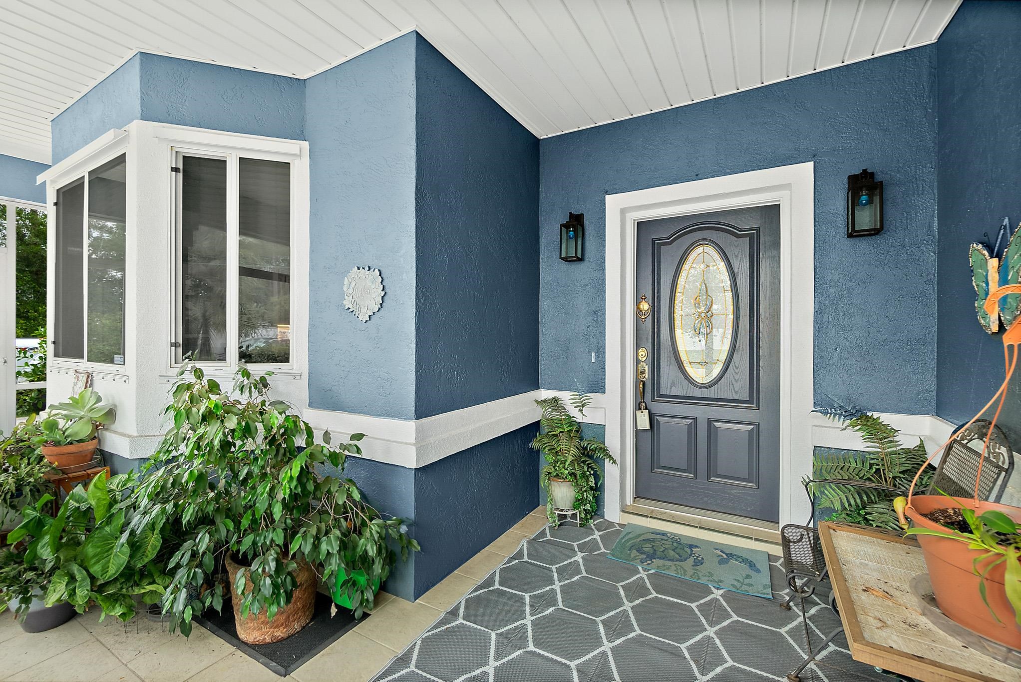 Image 18 of 47 For 43 Llewellyn Trl