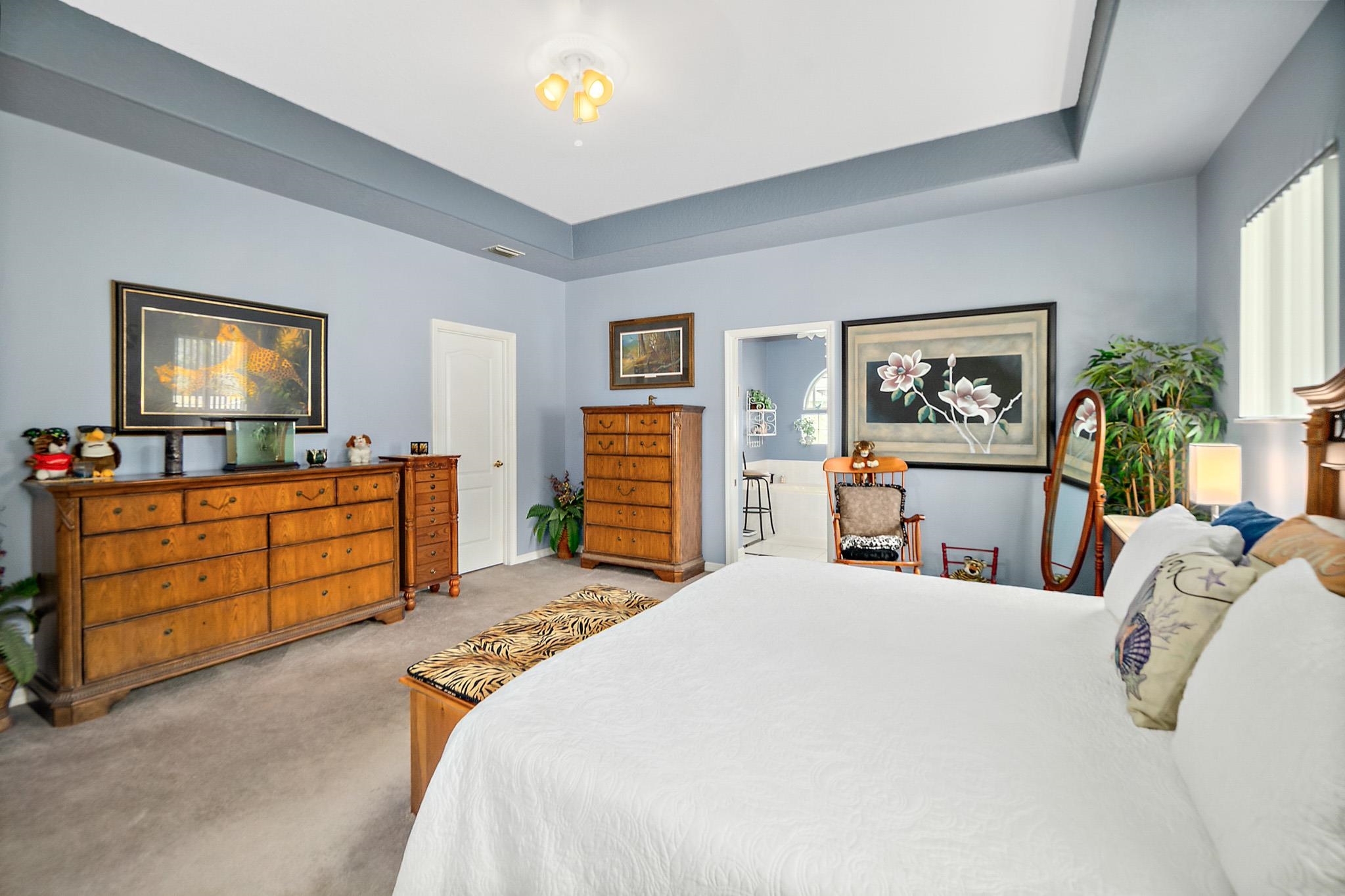 Image 21 of 47 For 43 Llewellyn Trl