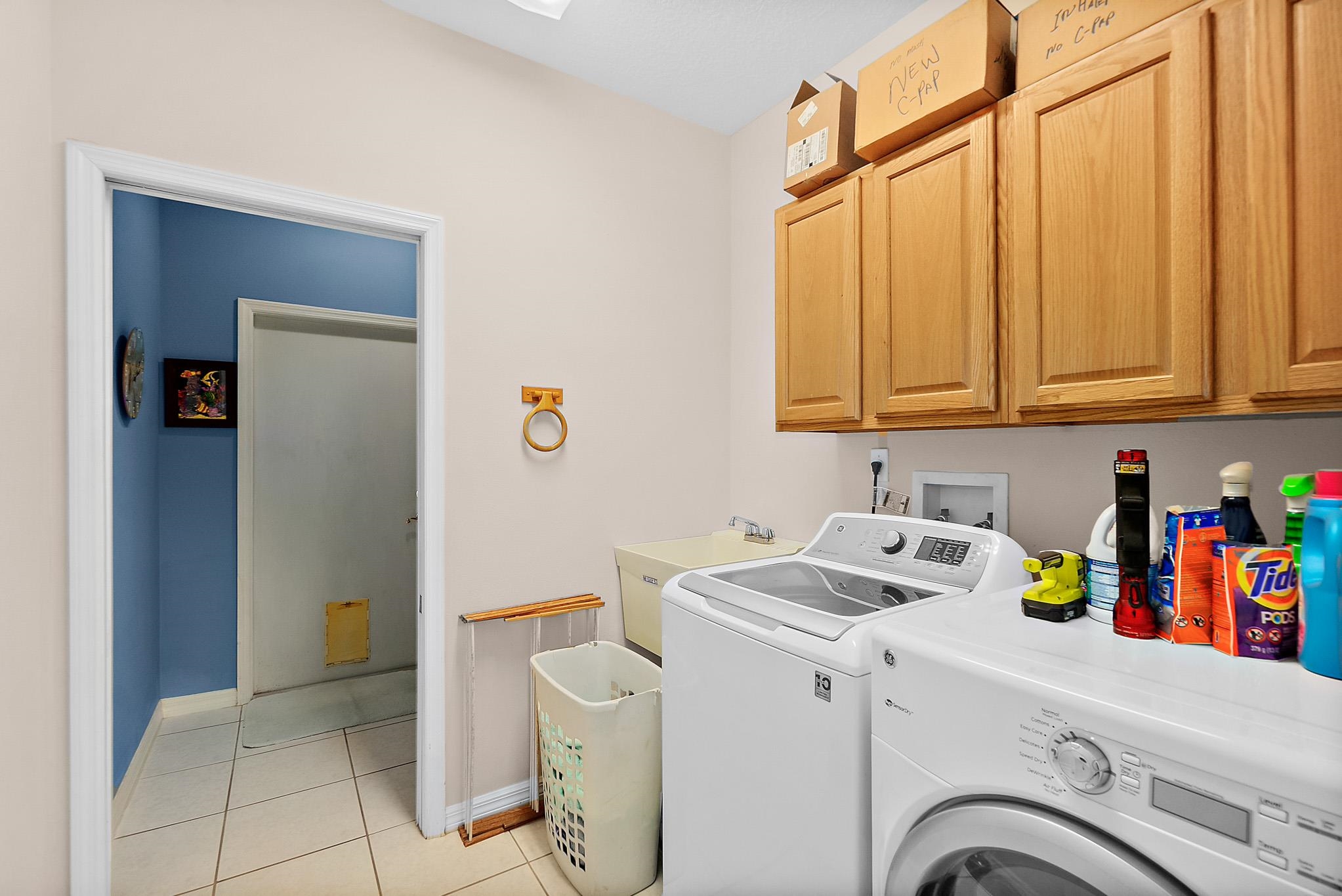 Image 26 of 47 For 43 Llewellyn Trl