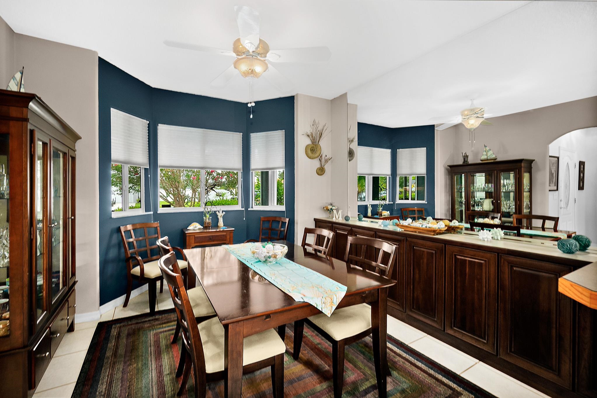 Image 29 of 47 For 43 Llewellyn Trl