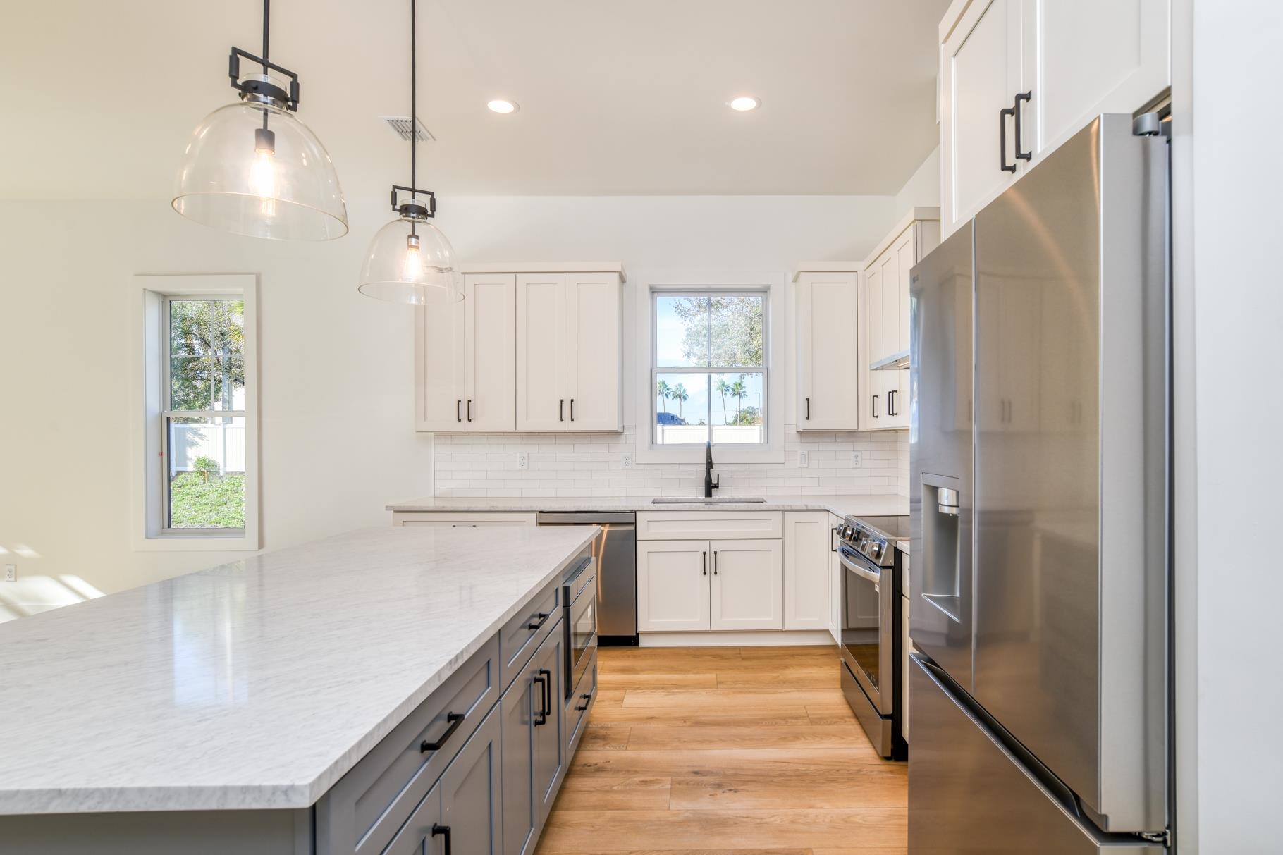 Image 11 of 44 For 7 Sebastian Ave.  D