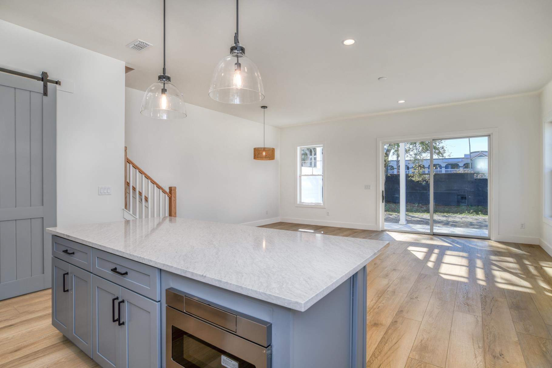 Image 13 of 44 For 7 Sebastian Ave.  D