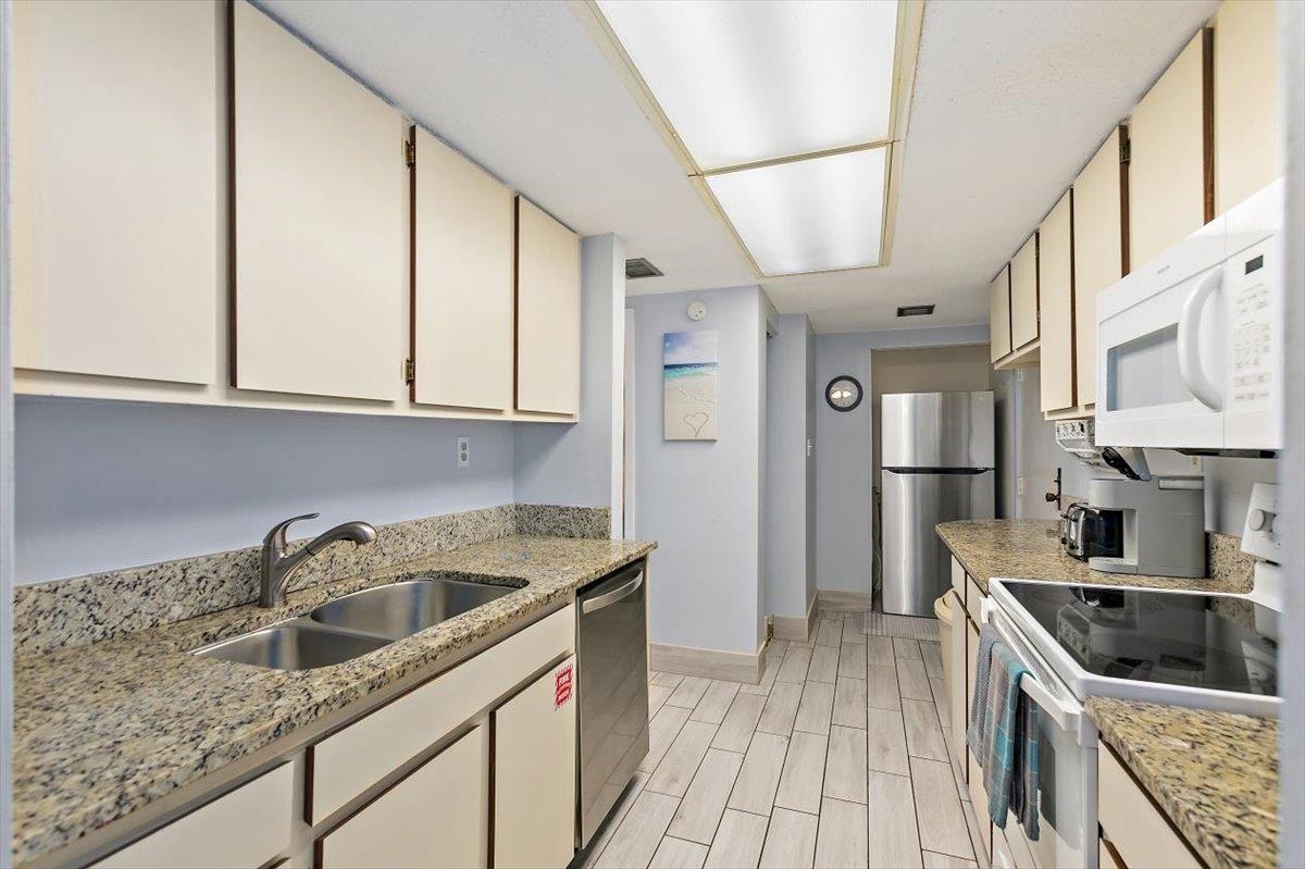 Image 7 of 21 For 7870 A1a #206 S