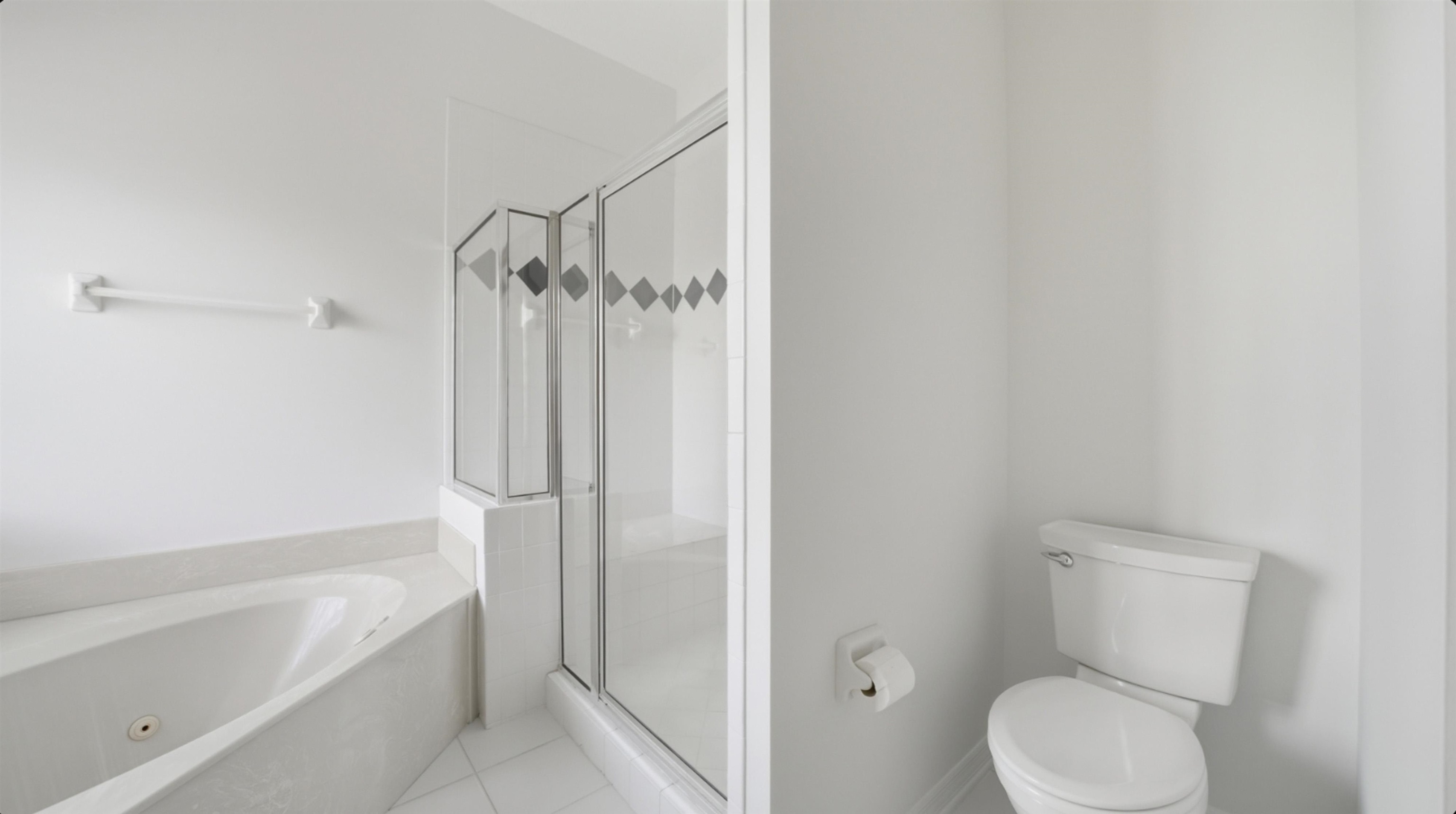 Image 22 of 73 For 300 Riverside Blvd