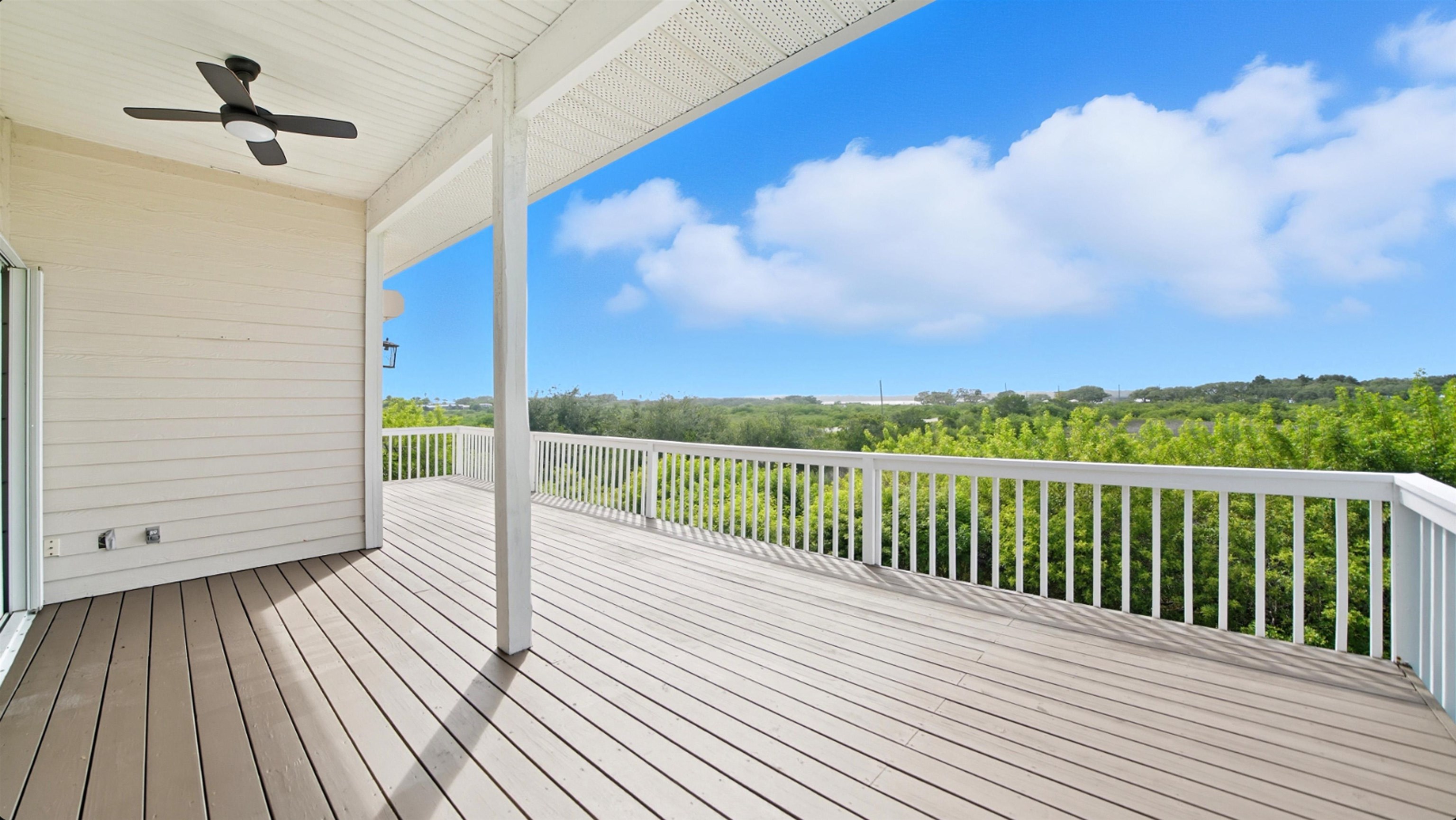 Image 26 of 73 For 300 Riverside Blvd