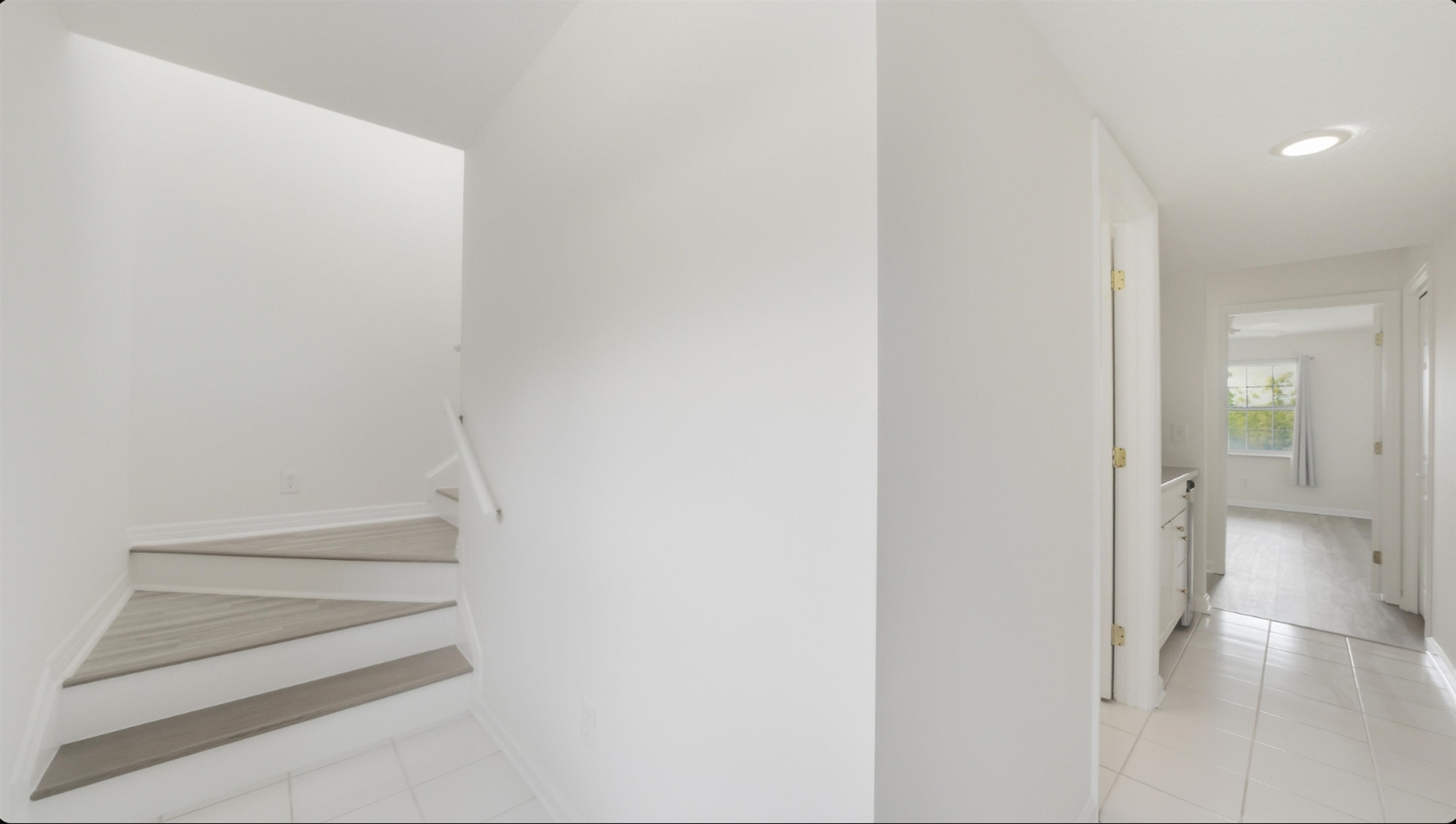 Image 36 of 73 For 300 Riverside Blvd