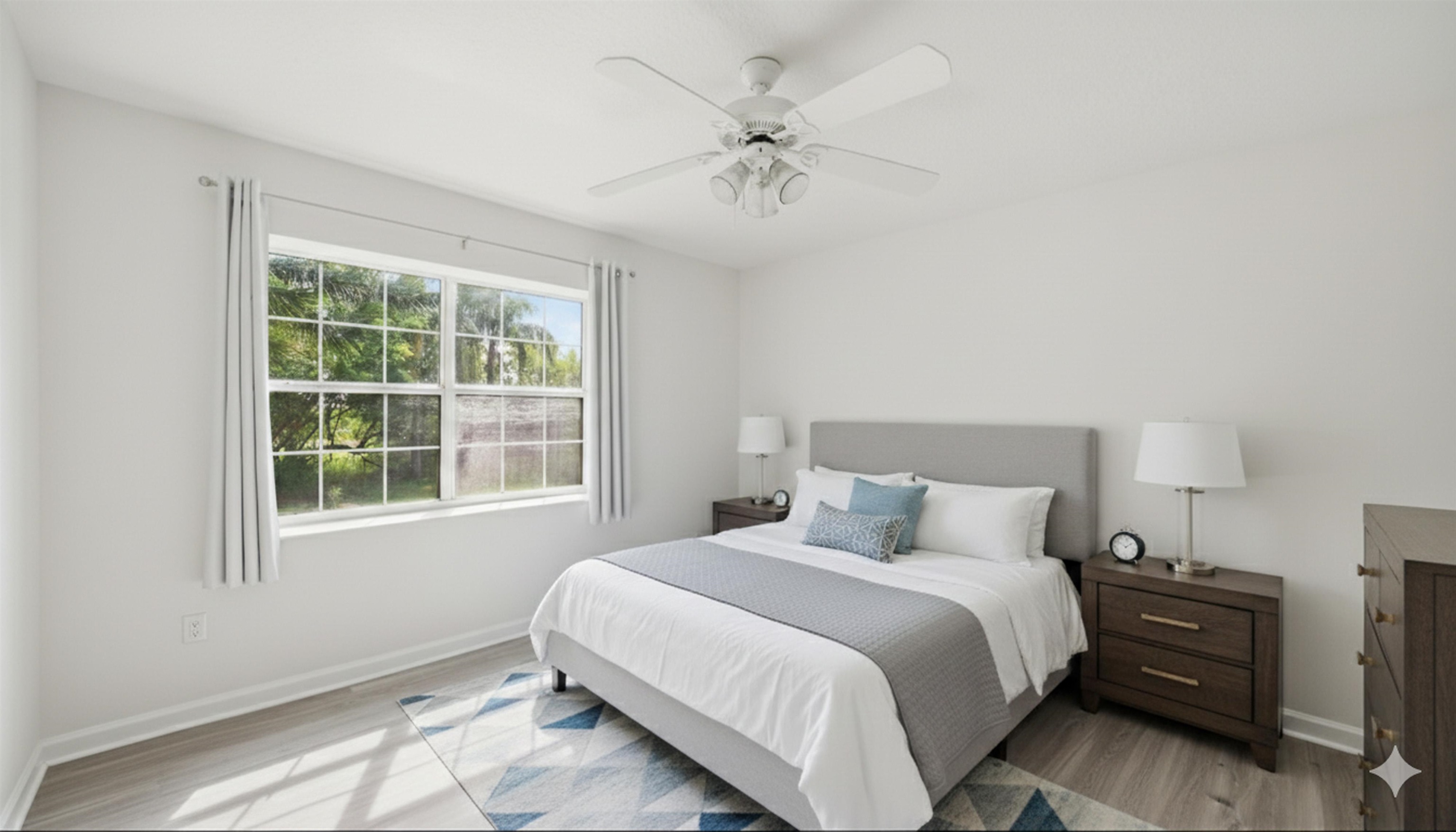 Image 46 of 73 For 300 Riverside Blvd