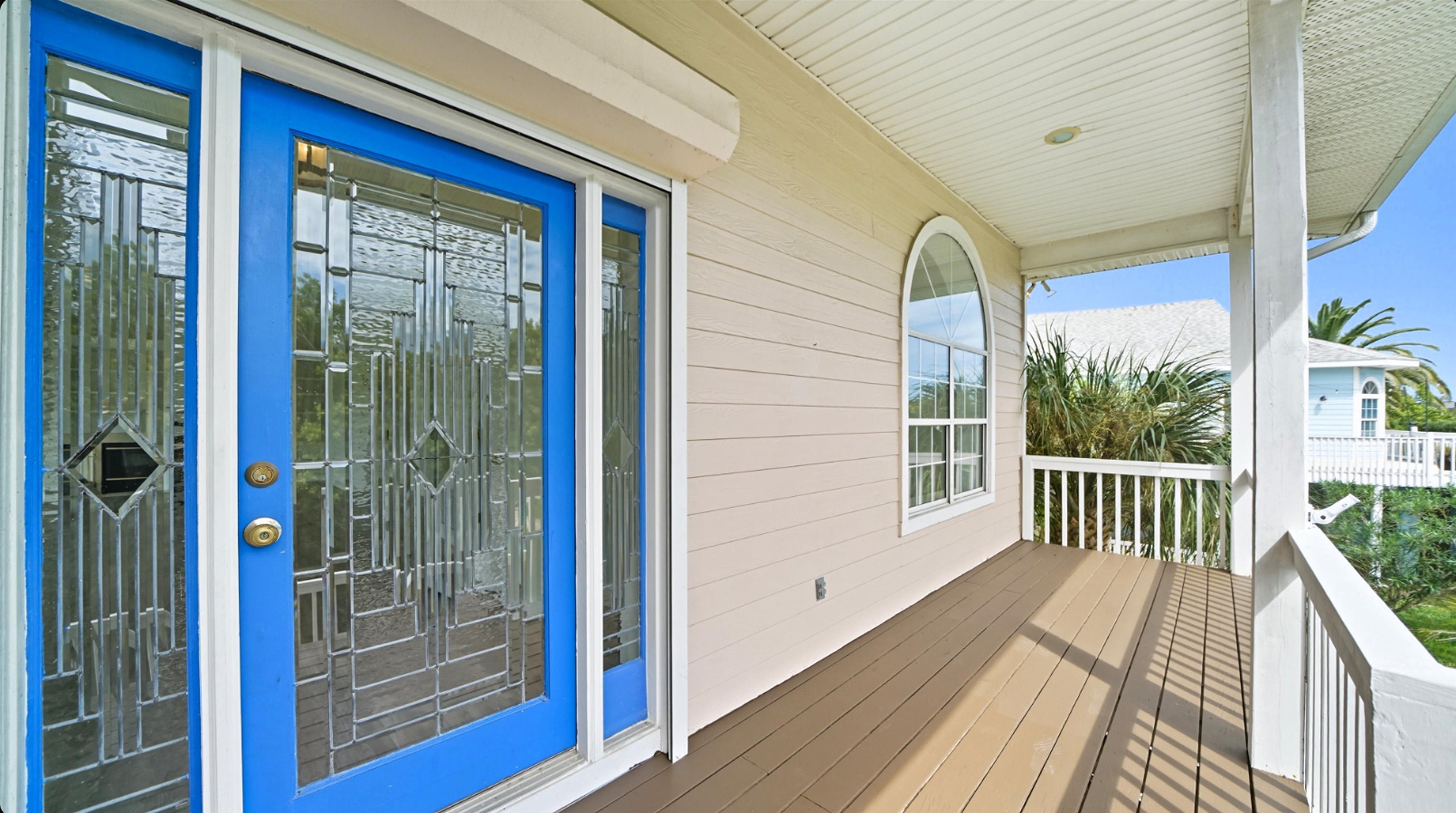 Image 5 of 73 For 300 Riverside Blvd