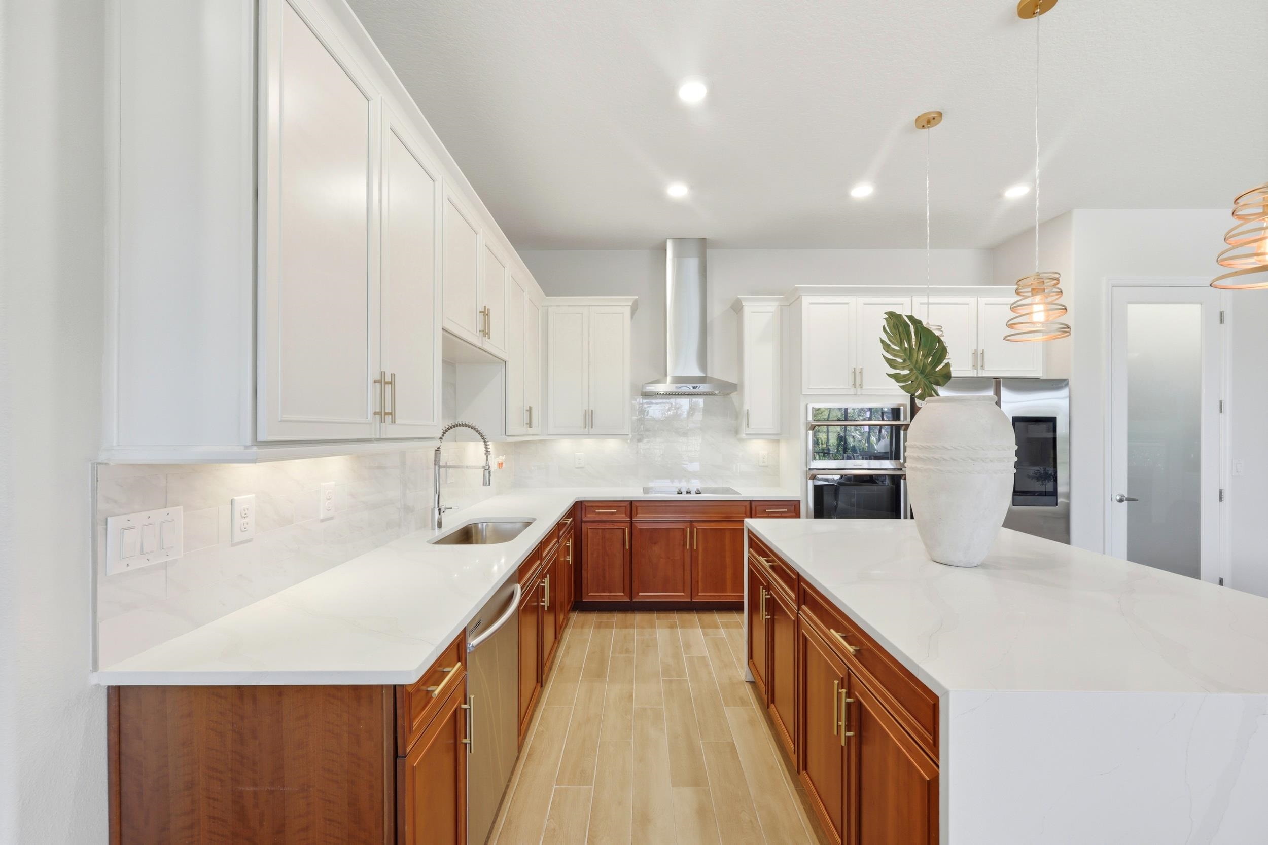 Image 15 of 98 For 7 New Oak Leaf Dr