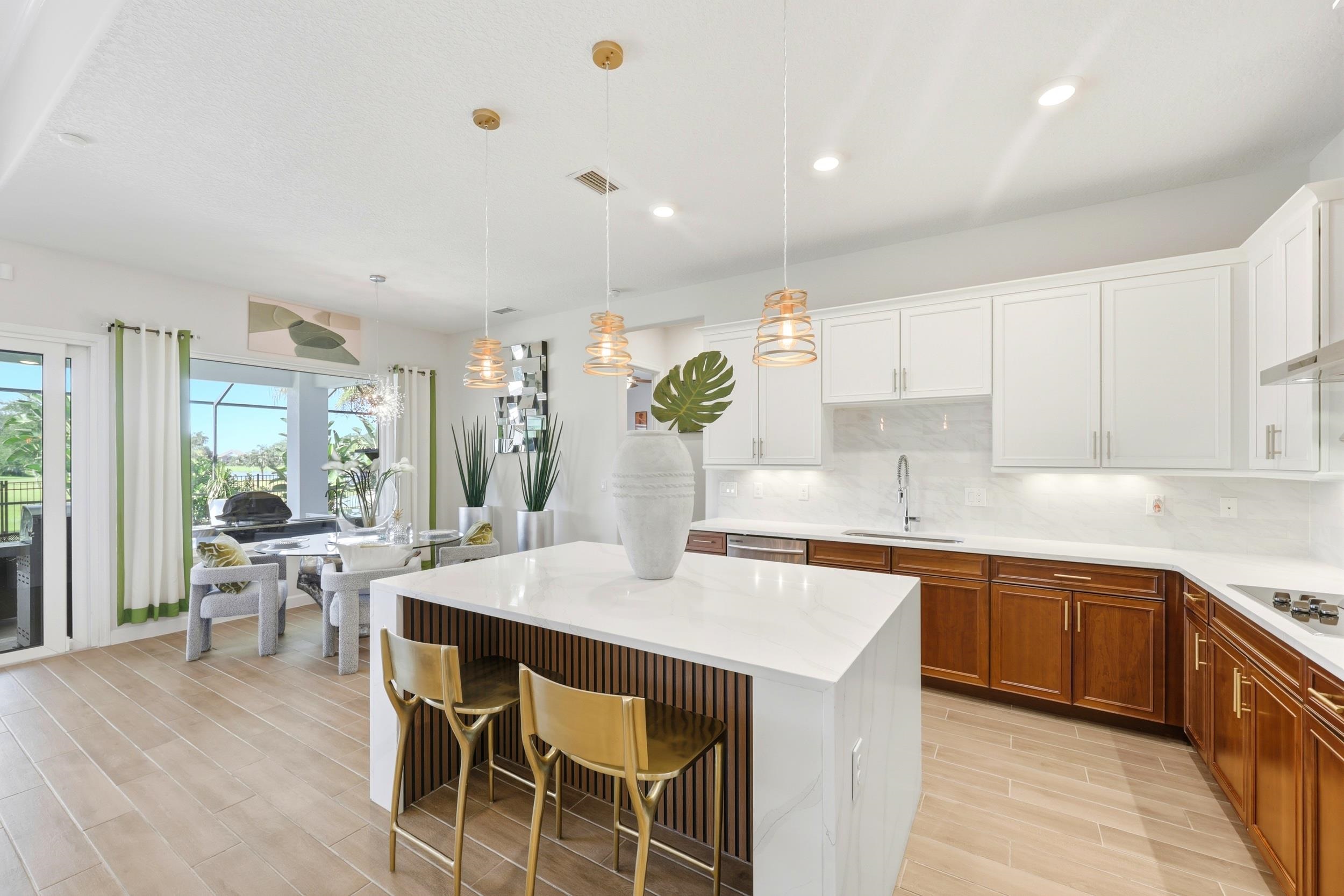 Image 18 of 98 For 7 New Oak Leaf Dr