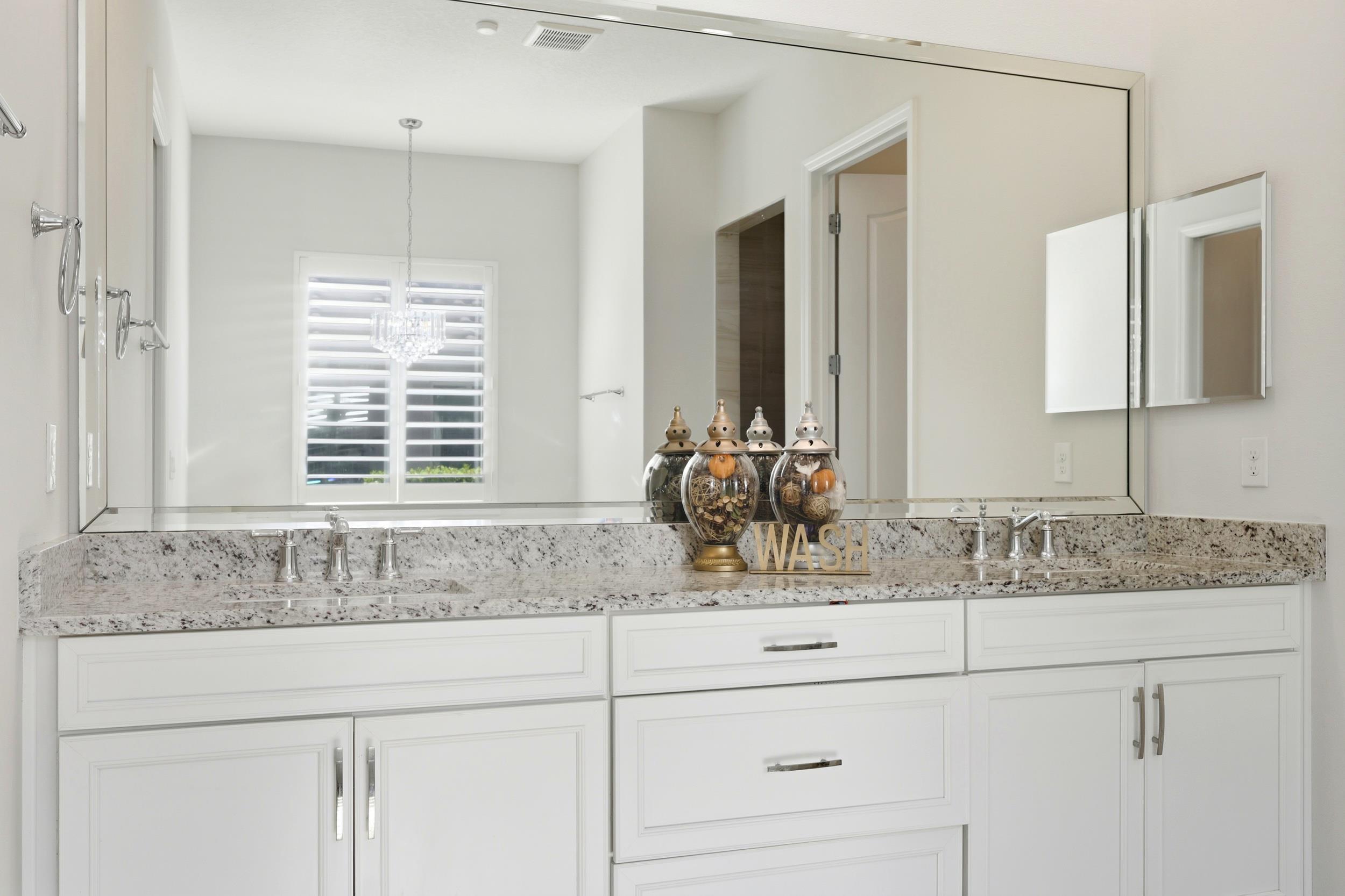 Image 45 of 98 For 7 New Oak Leaf Dr