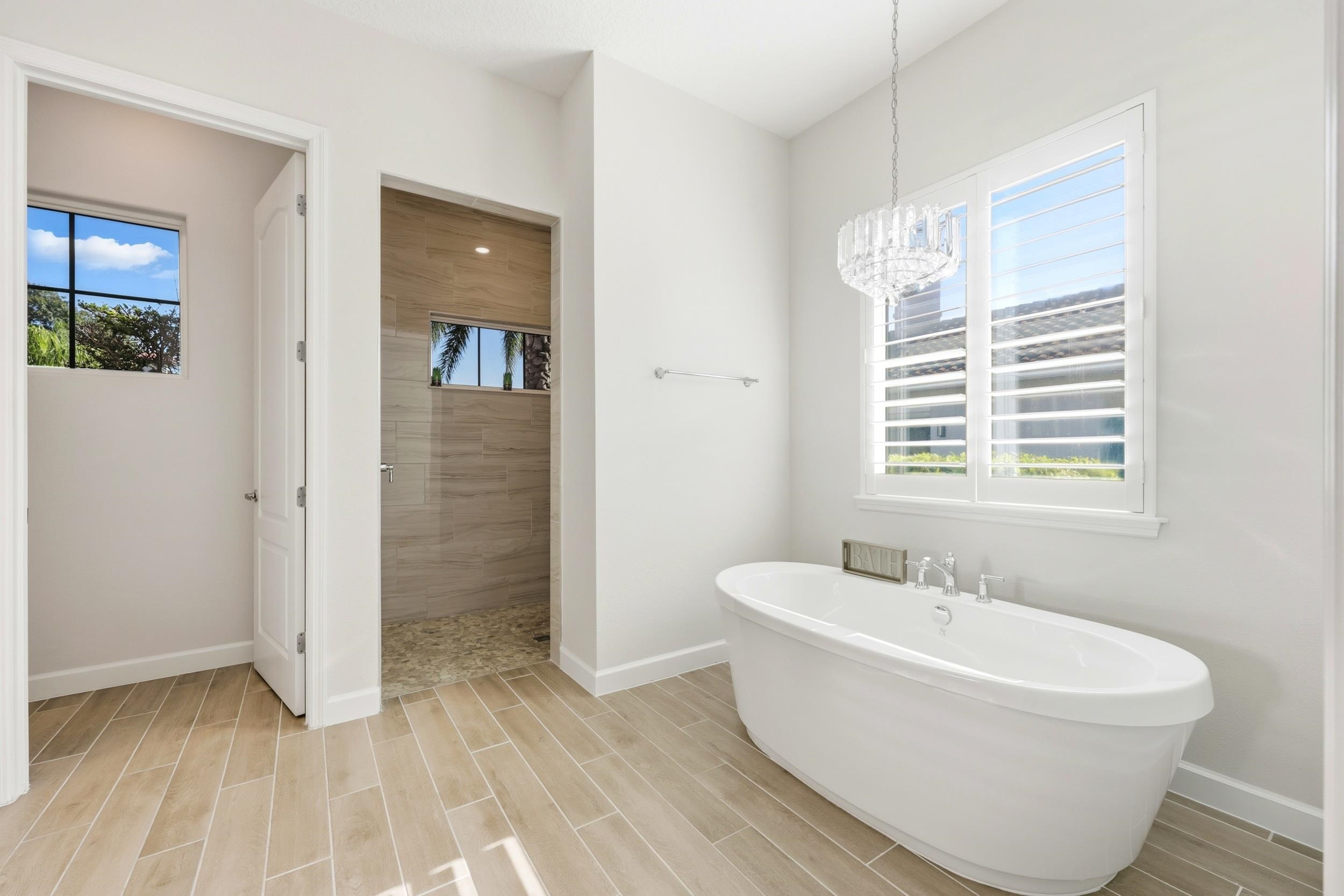 Image 47 of 98 For 7 New Oak Leaf Dr