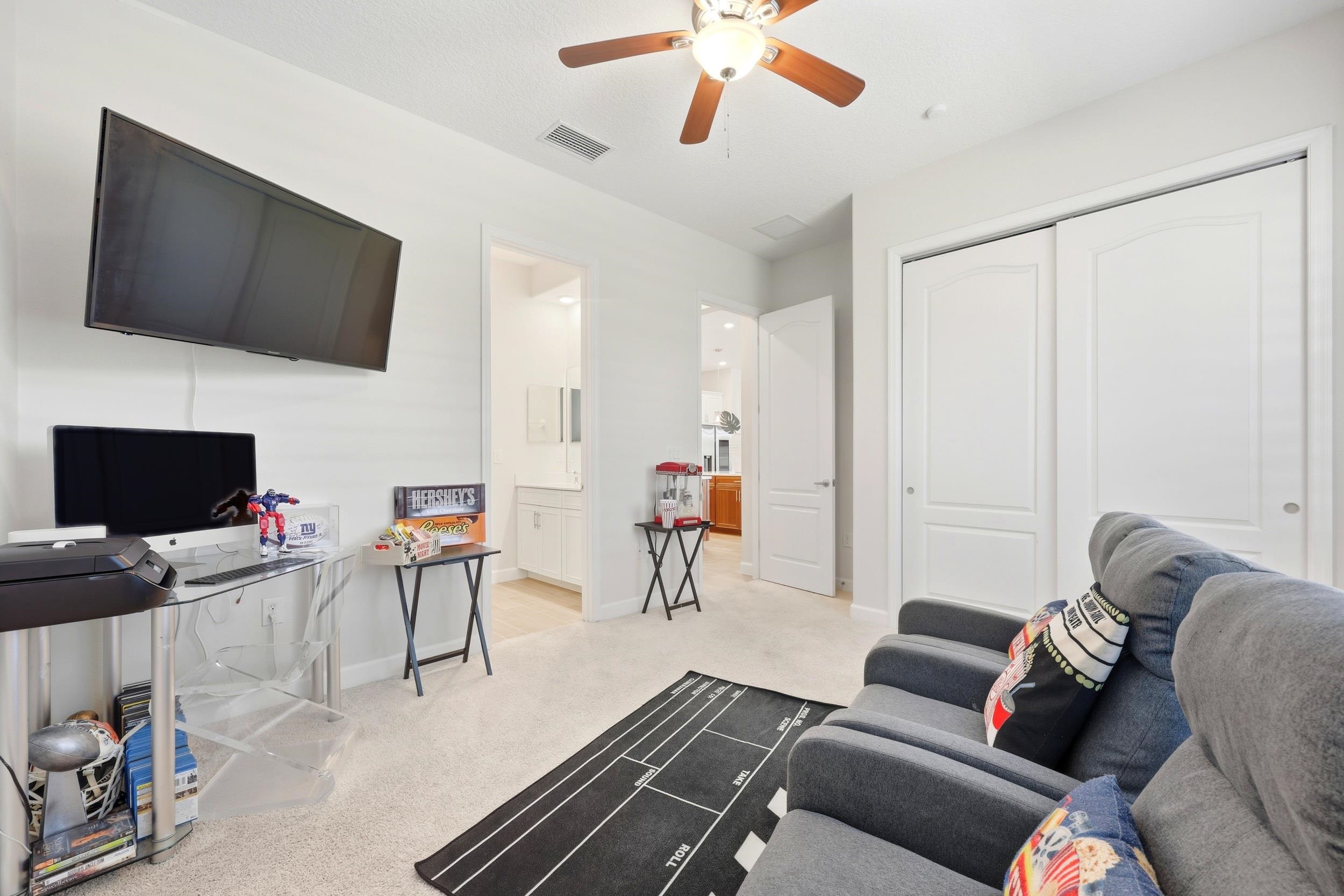 Image 59 of 98 For 7 New Oak Leaf Dr