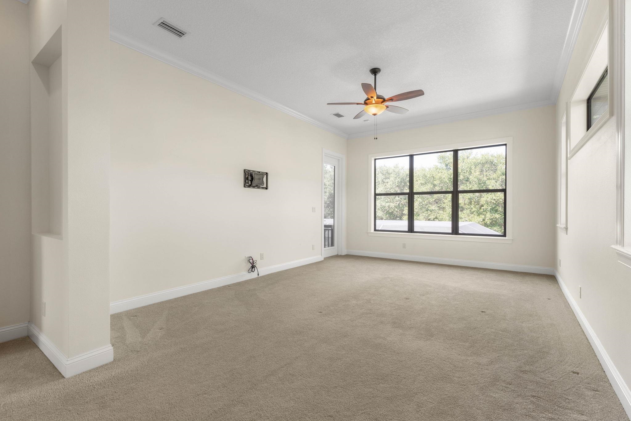 Image 40 of 100 For 7 Spanish Oaks Ct