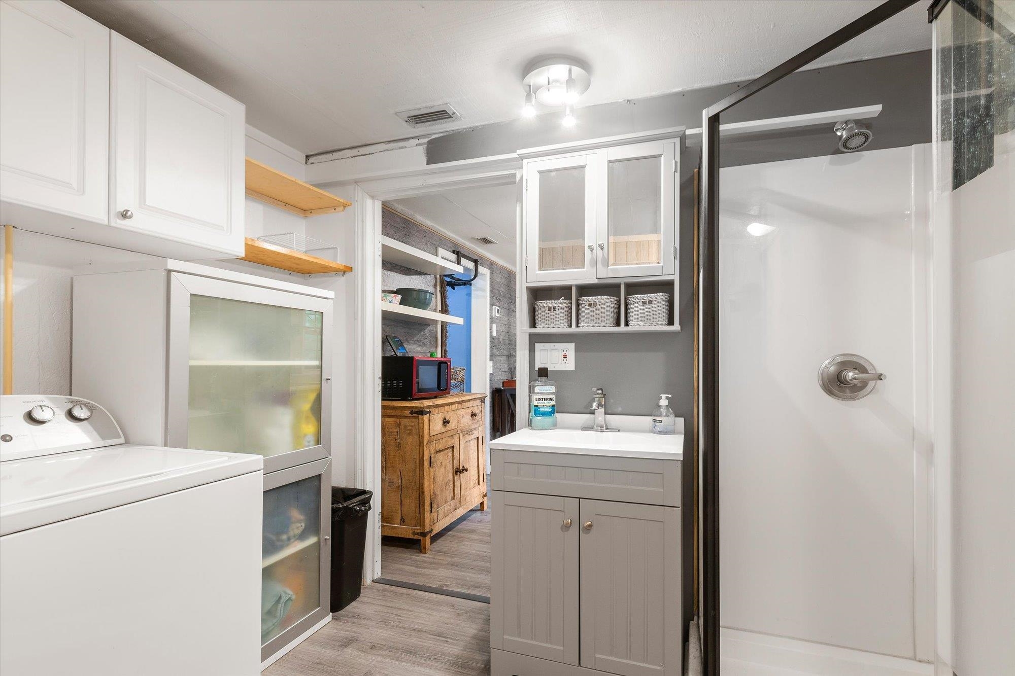 Image 41 of 65 For 2365 E Deerwood Ln