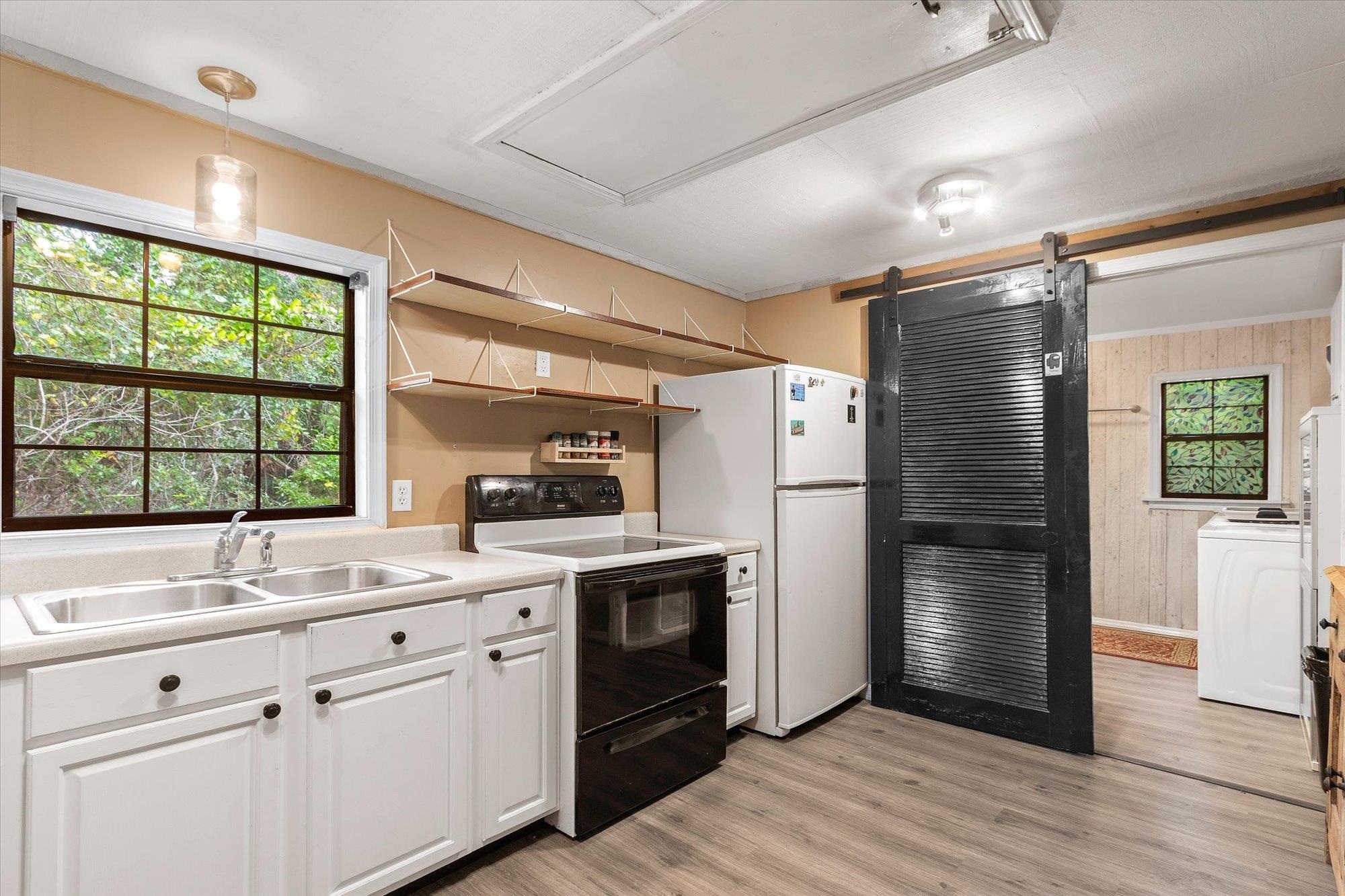 Image 42 of 65 For 2365 E Deerwood Ln