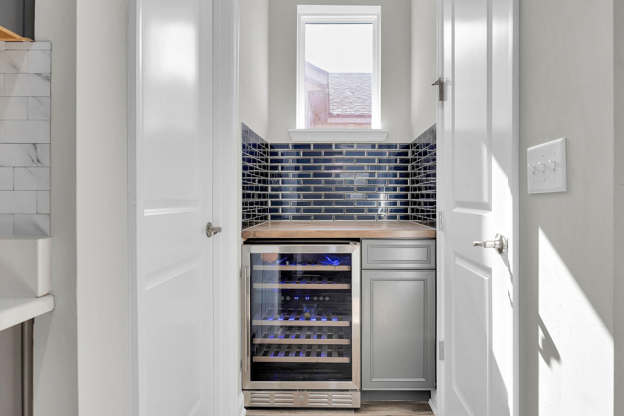 Image 18 of 77 For 33 Verdure St