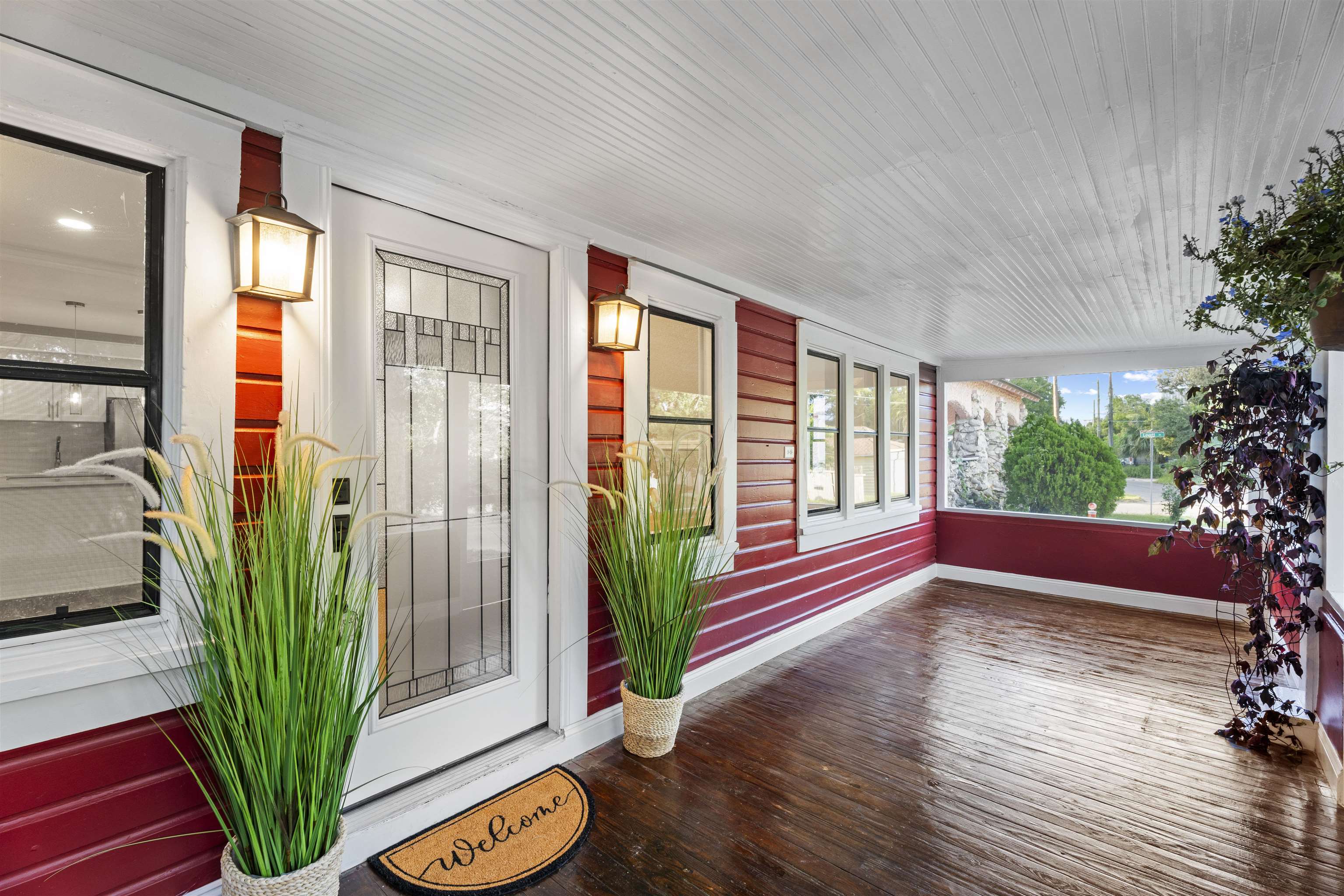 Image 7 of 50 For 136 Washington St