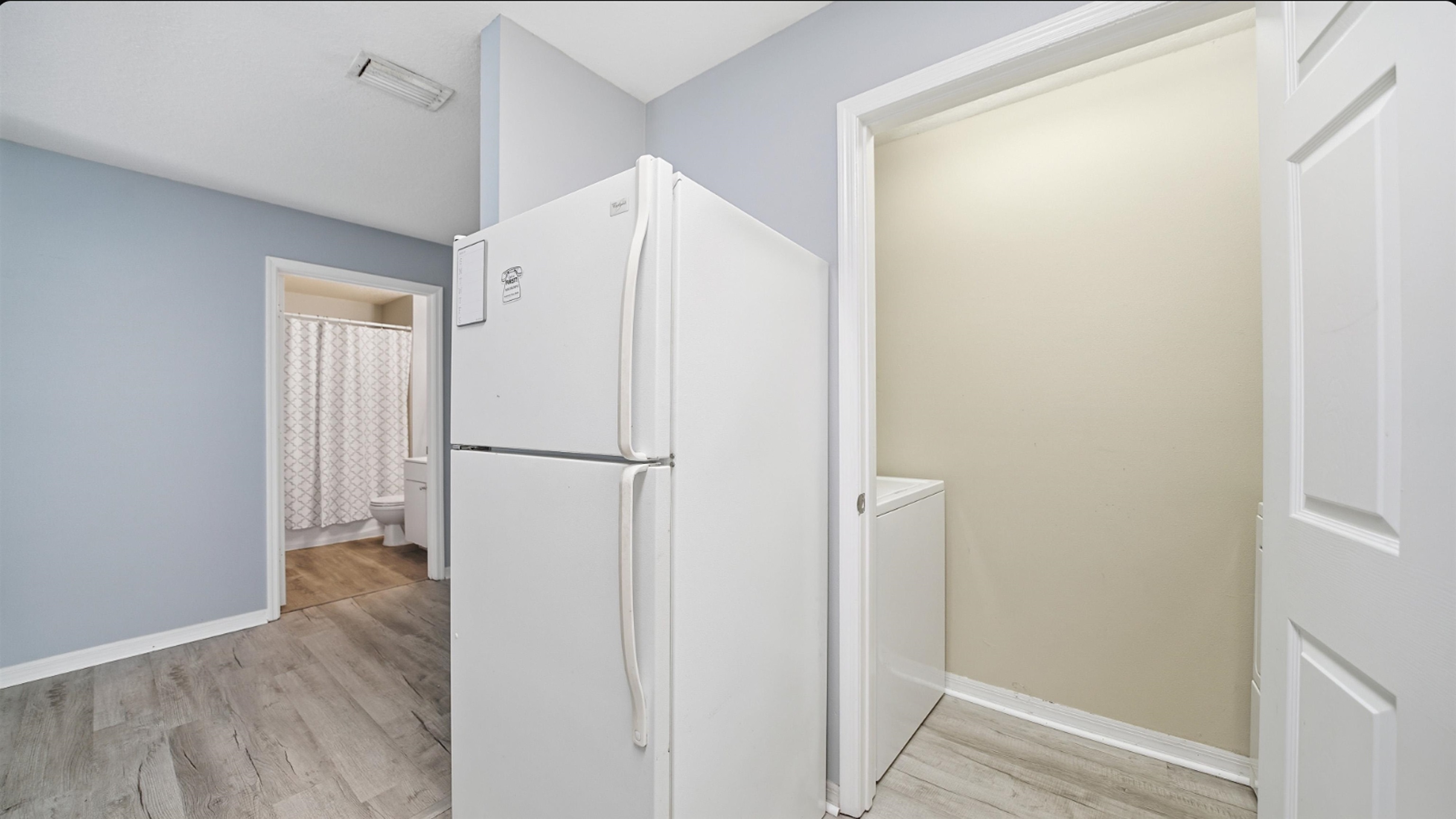 Image 18 of 48 For 29205 Harbour Vista Cir